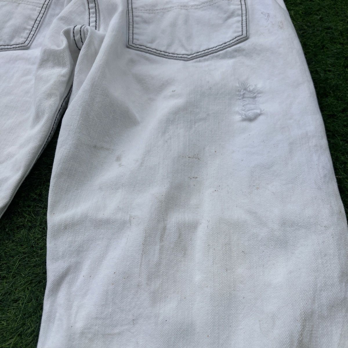 Number (N)ine NUMBER NINE DISTRESSED JEANS Size US 34 / EU 50 - 15 Thumbnail