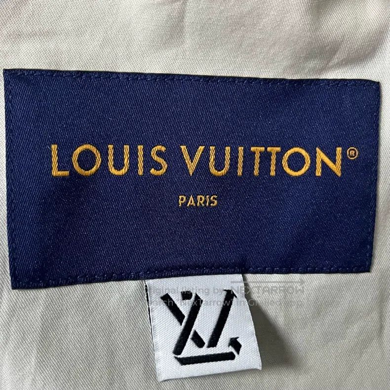 Louis Vuitton Louis Vuitton 25 blue logo lapel single breasted long slee Size US M / EU 48-50 / 2 - 4 Thumbnail