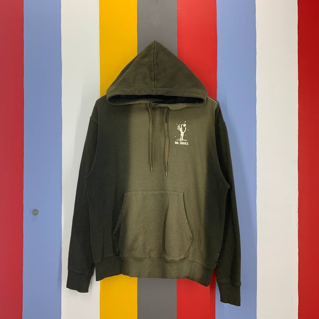 Other Thrashed DC SHOE Rare Design Hoodie #2396-12 Size US M / EU 48-50 / 2 - 4 Thumbnail