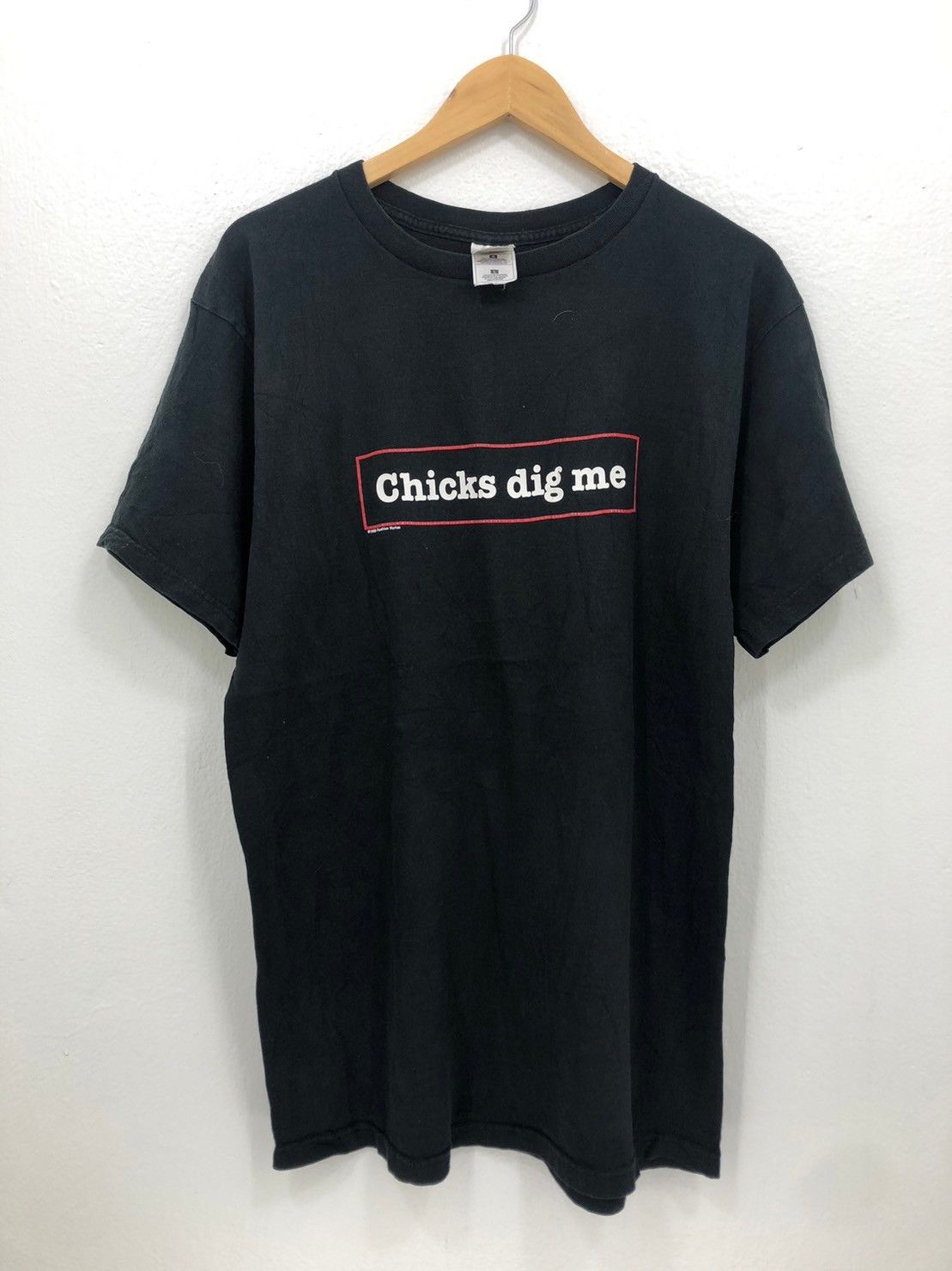 Vintage Vintage 1998's Chicks Dig Me shirt Fashion Victim wts01 Size US L / EU 52-54 / 3 - 2 Thumbnail