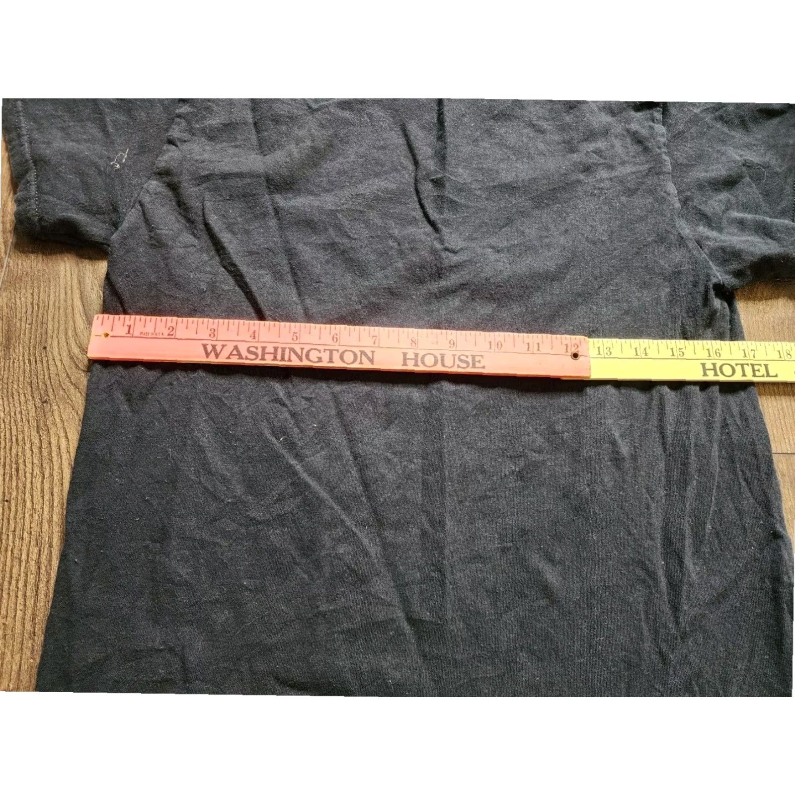Vintage Nirvana Nevermind T Shirt Smiley Face Kurt Cobain Grunge Band Tee Black Mens S Size US S / EU 44-46 / 1 - 2 Thumbnail