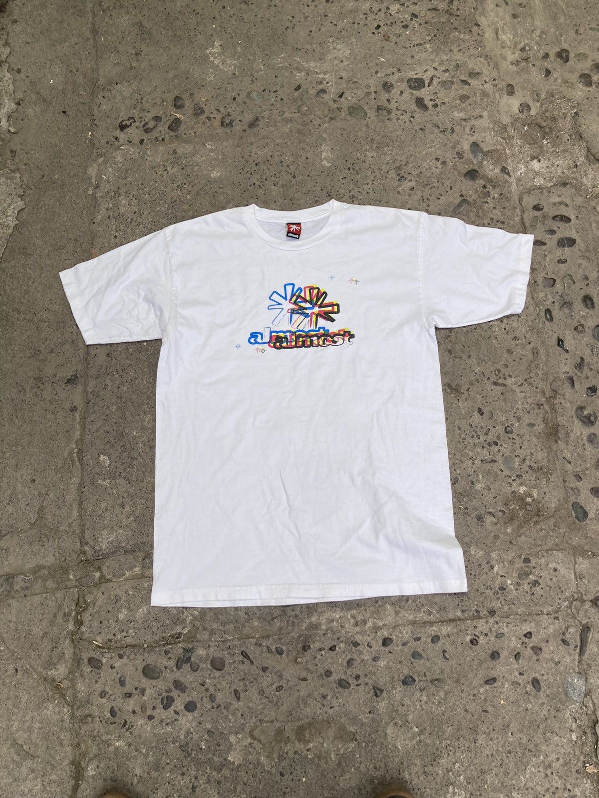 Vintage Vintage almost skateboard t shirt Size US L / EU 52-54 / 3 - 1 Thumbnail