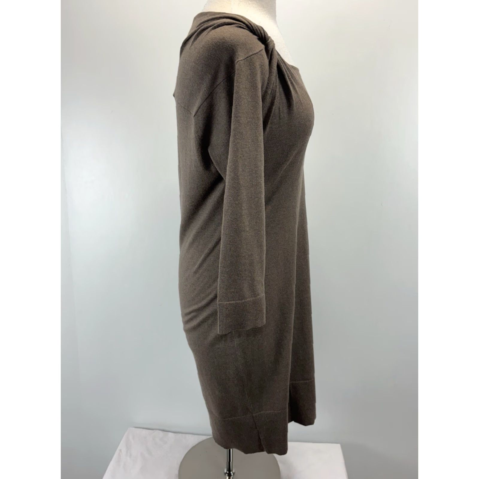 Banana Republic VINTAGE Banana Republic Thin Knit Sweater Dress Women’s L Brown Silk Blend Minimalist Size L / US 10 / IT 46 - 4 Thumbnail