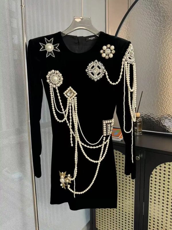 Balmain Balmain Black XS Dress with Pearl Embellishments 0089 Size XS / US 0-2 / IT 36-38 - 1 Thumbnail