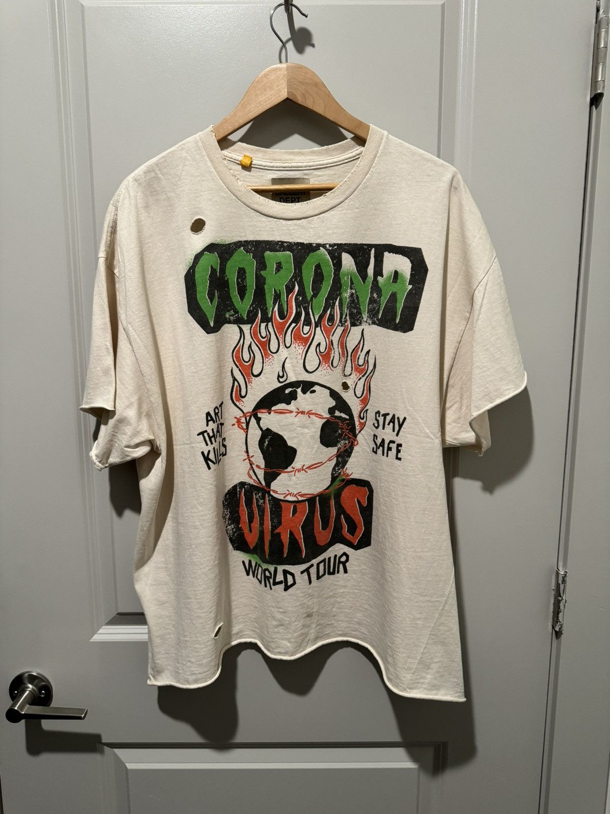Gallery Dept. Gallery Dept. Coronavirus Tee Size US XL / EU 56 / 4 - 1 Thumbnail