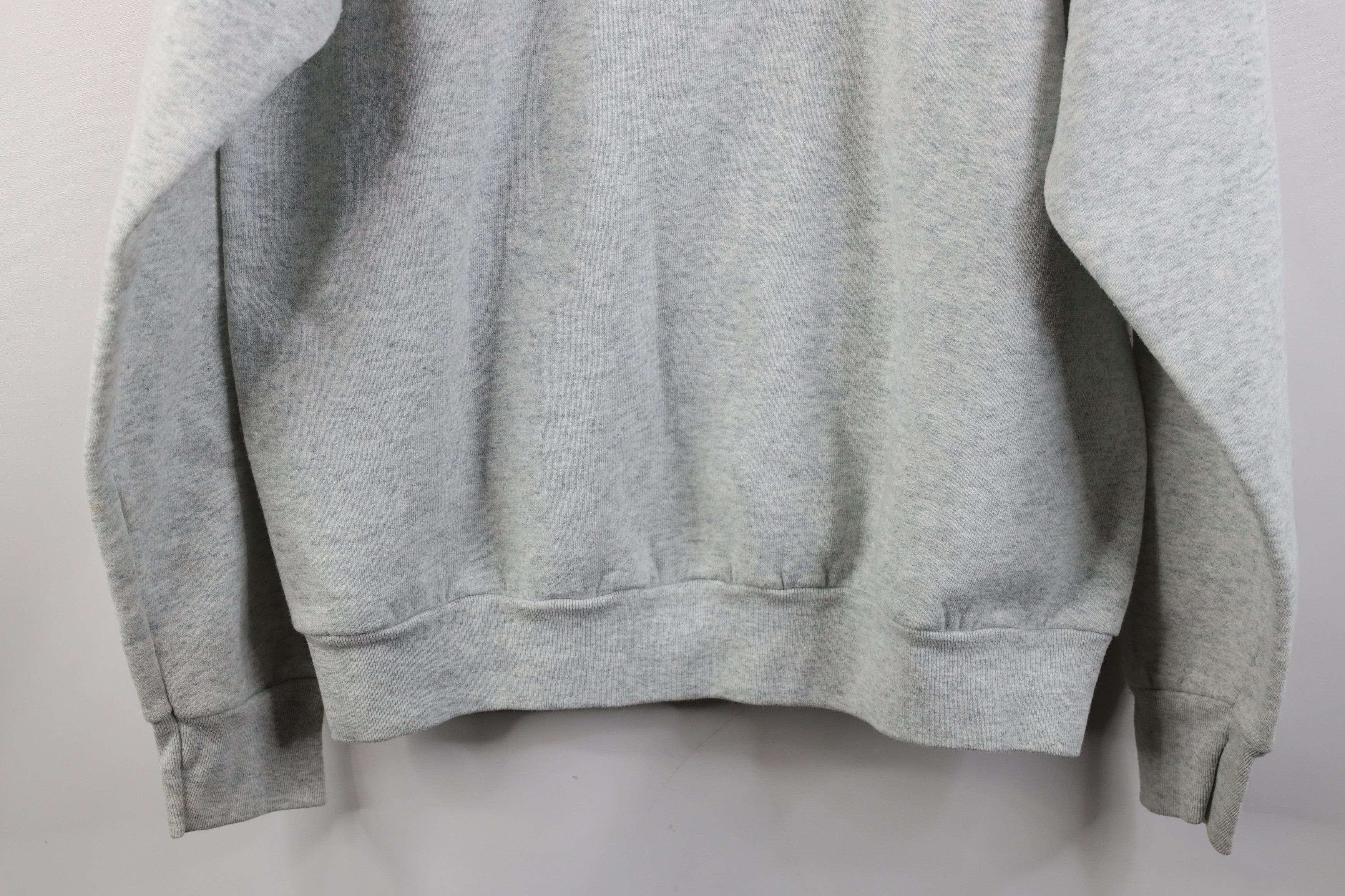 Vintage Vintage 90s Streetwear Crewneck Sweatshirt Heather Gray USA Size US XL / EU 56 / 4 - 14 Thumbnail