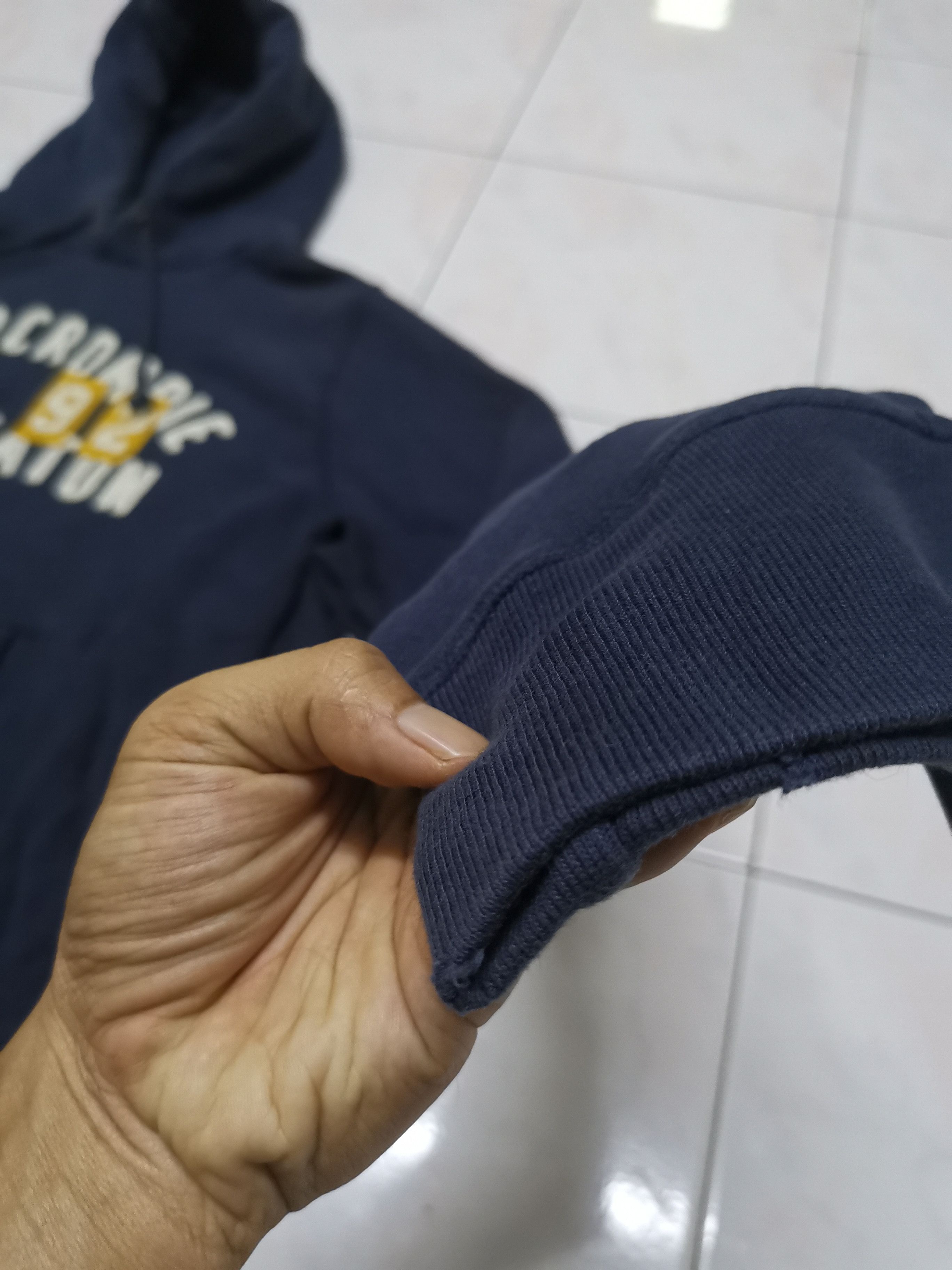Abercrombie & Fitch Abercrombie and fitch distressed design hoodie Size US XL / EU 56 / 4 - 5 Thumbnail