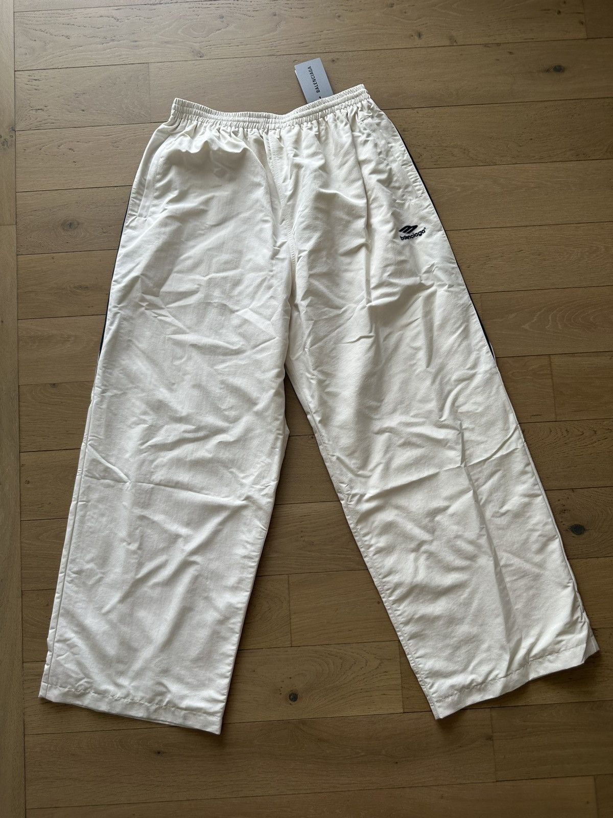 Balenciaga BALENCIAGA 3B SPORTY LOGO TRACKSUIT Size US 36 / EU 52 - 2 Thumbnail