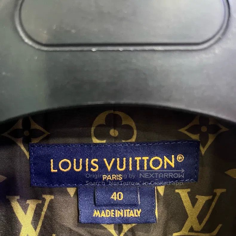Louis Vuitton Louis Vuitton 25 Newest Blue Ruffle Waist Zip Long Sleeve Size S / US 4 / IT 40 - 3 Thumbnail