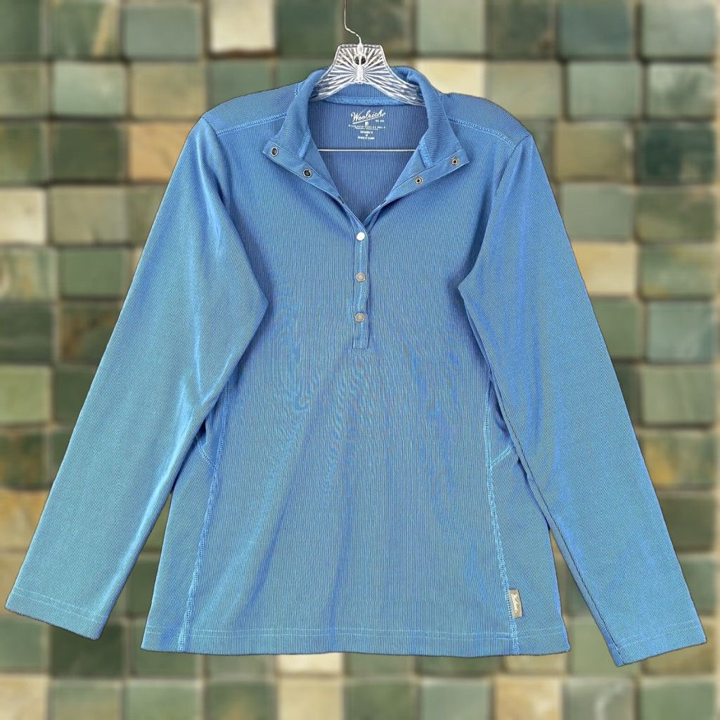 Vintage Woolrich Woolen Mills Women's Activewear Long Sleeve Pullover Top M Blue Size M / US 6-8 / IT 42-44 - 1 Thumbnail