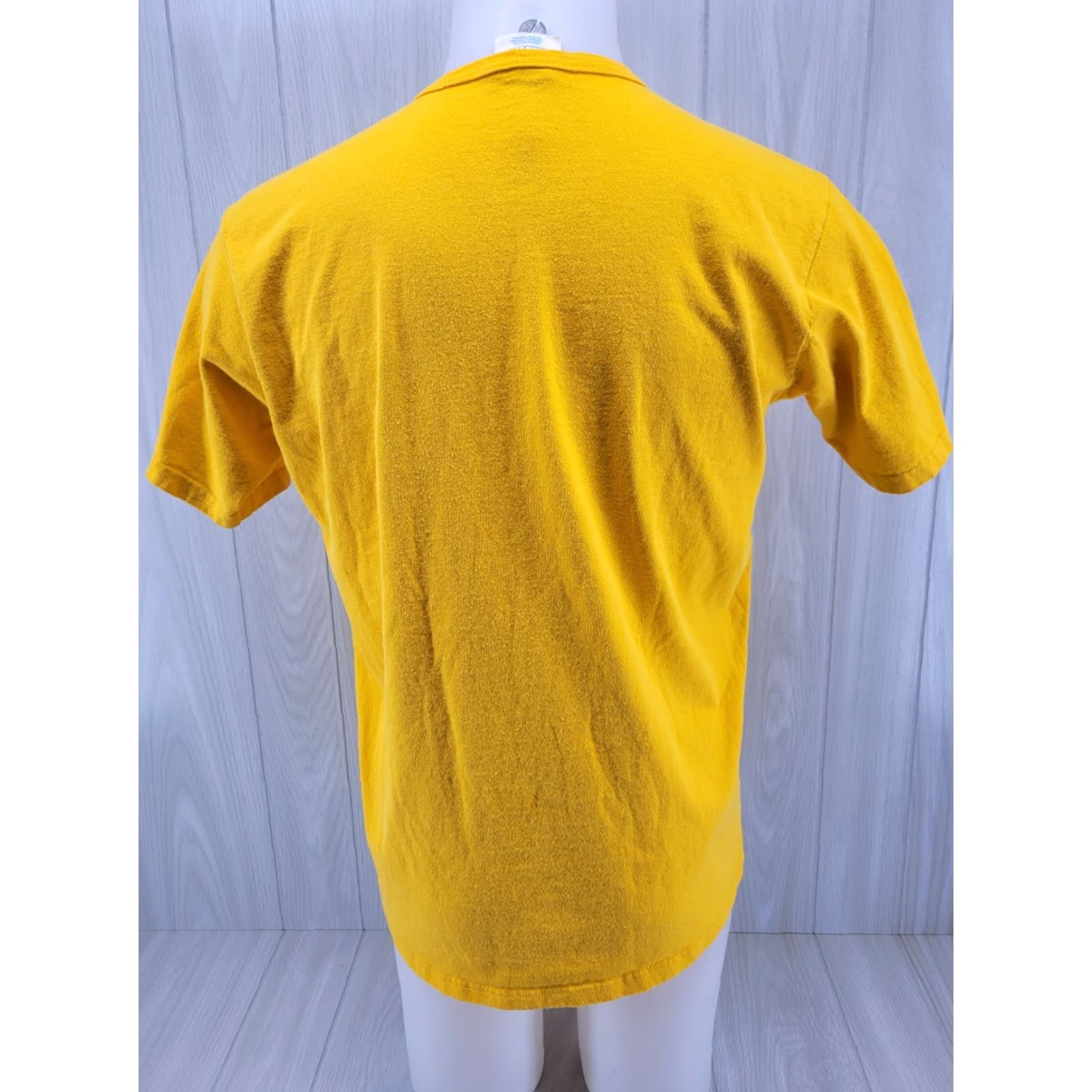 Champion VINTAGE Champion Shirt Mens L Yellow Spell Out Felt Script Blue Tag 90s Shirt Men 90s Size US L / EU 52-54 / 3 - 5 Thumbnail