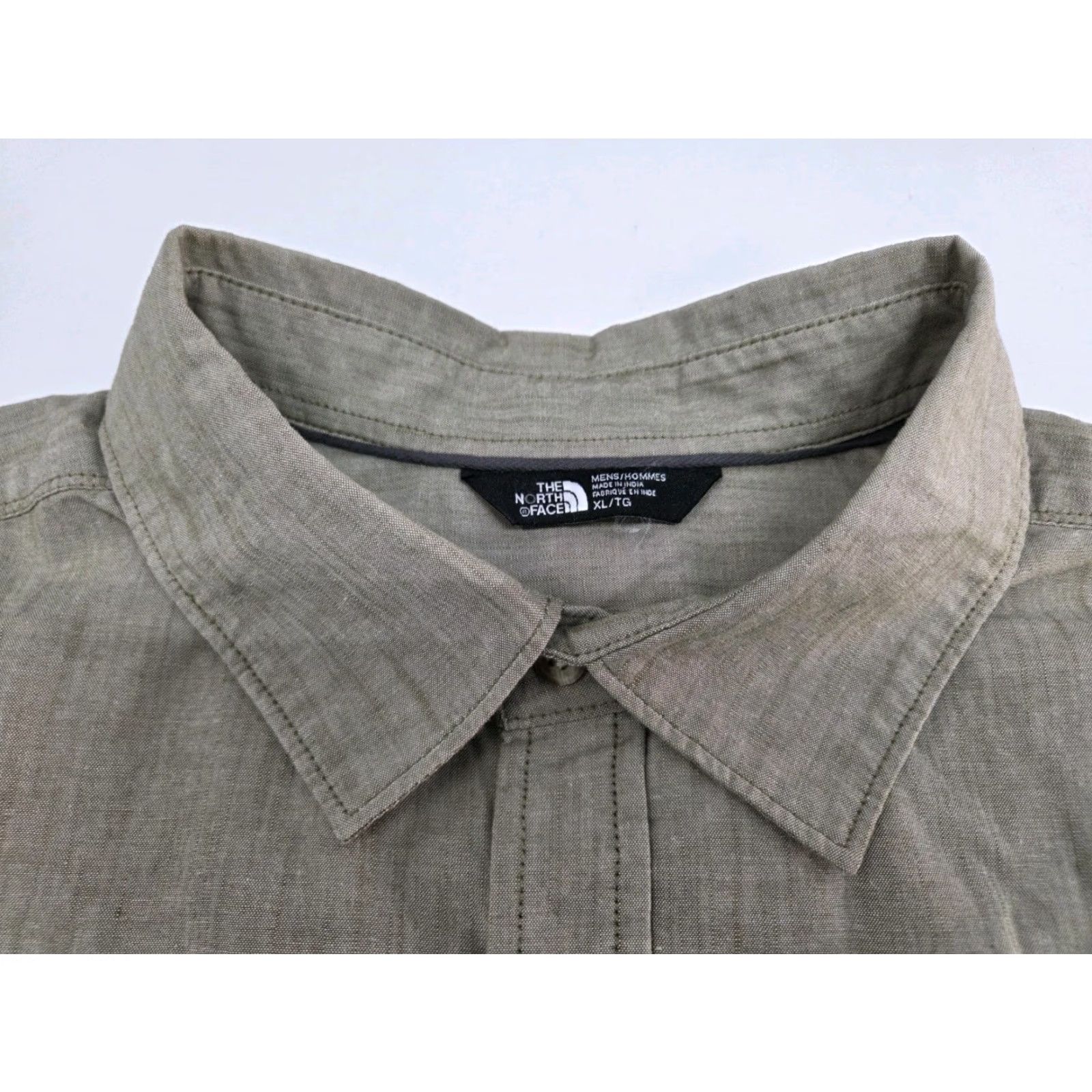 The North Face The North Face Mens Short Sleeve Button Up Beige Shirt XL Regular 48 Chest Cotton Polyester Woven Logo Pocket White? Size US XL / EU 56 / 4 - 2 Thumbnail