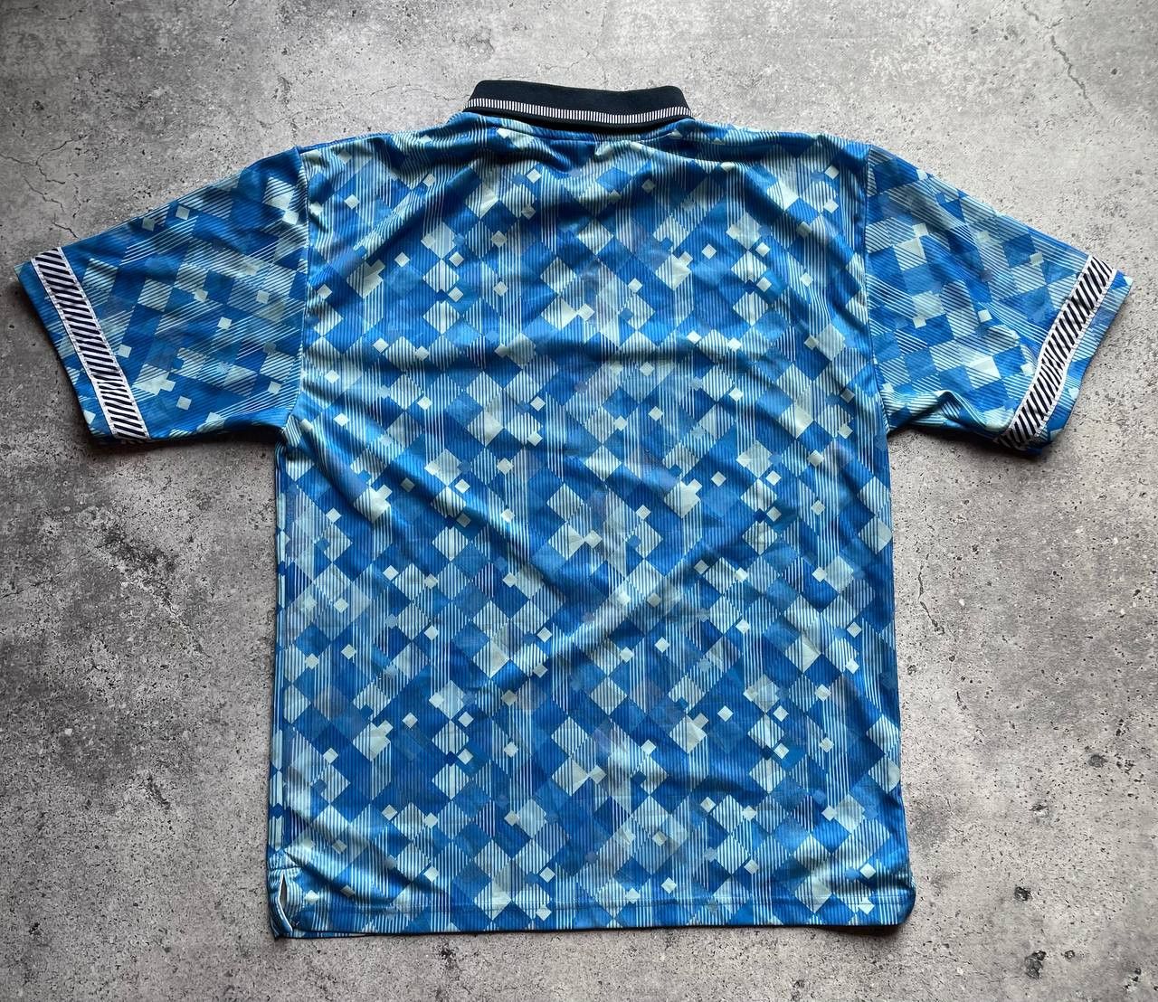 Vintage RARE ENGLAND RETRO SOCCER JERSEY Y2K 90s VINTAGE reissue Size US L / EU 52-54 / 3 - 3 Thumbnail