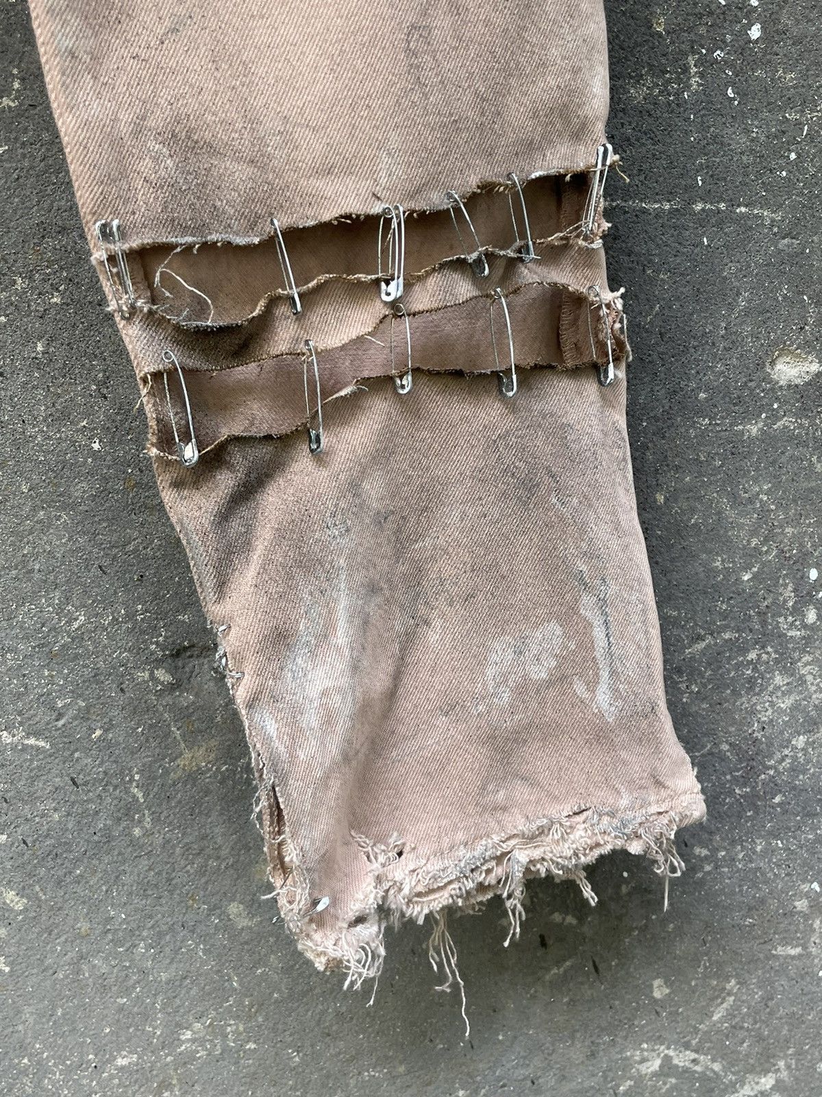 Levi's Levi’s Custom Y2K Denim Jeans Opium Distressed Works Fade Size US 30 / EU 46 - 12 Thumbnail