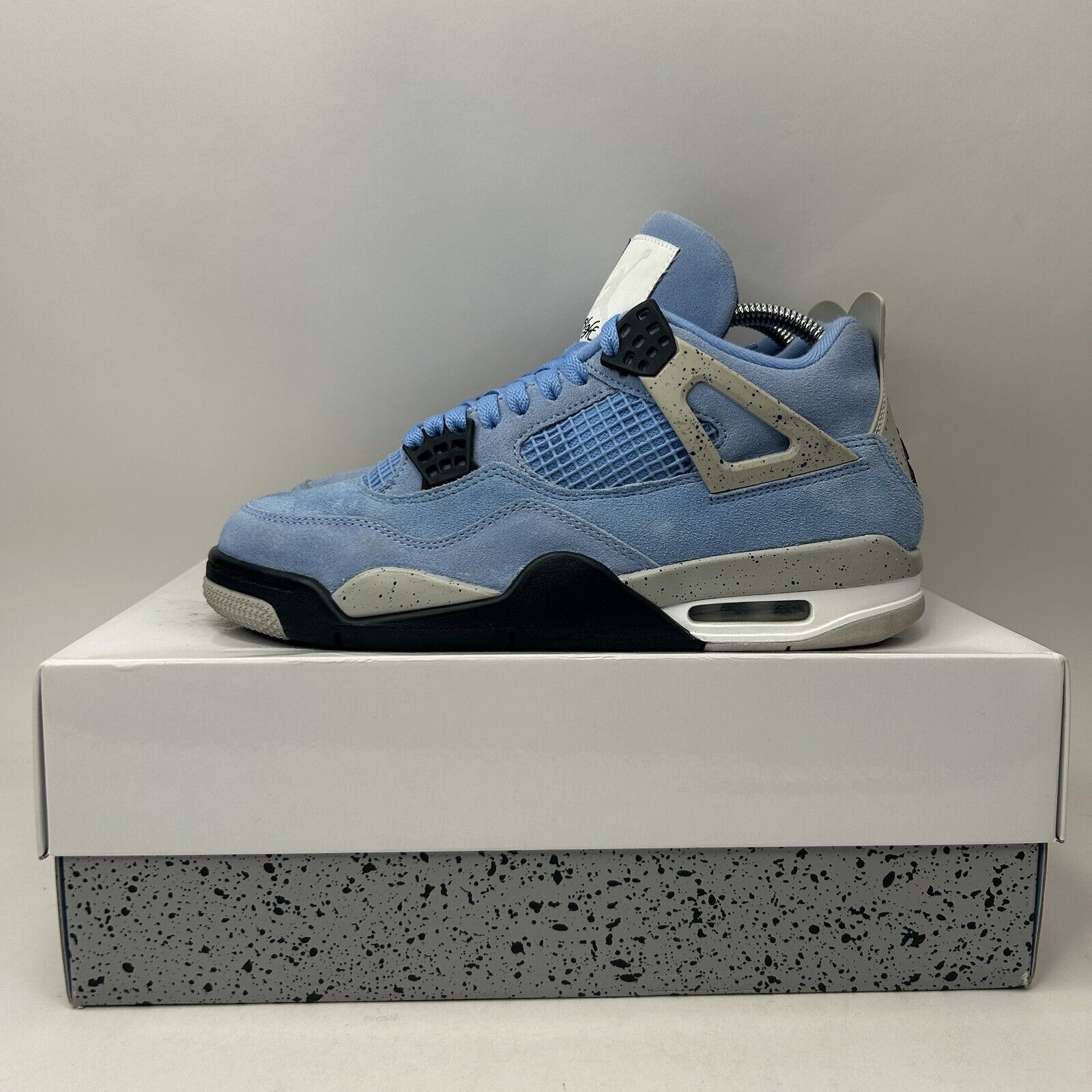 Nike Nike Shoes Air Jordan 4 Retro “University Blue/UNC” 2023 Size US 8.5 / EU 41-42 - 7 Thumbnail