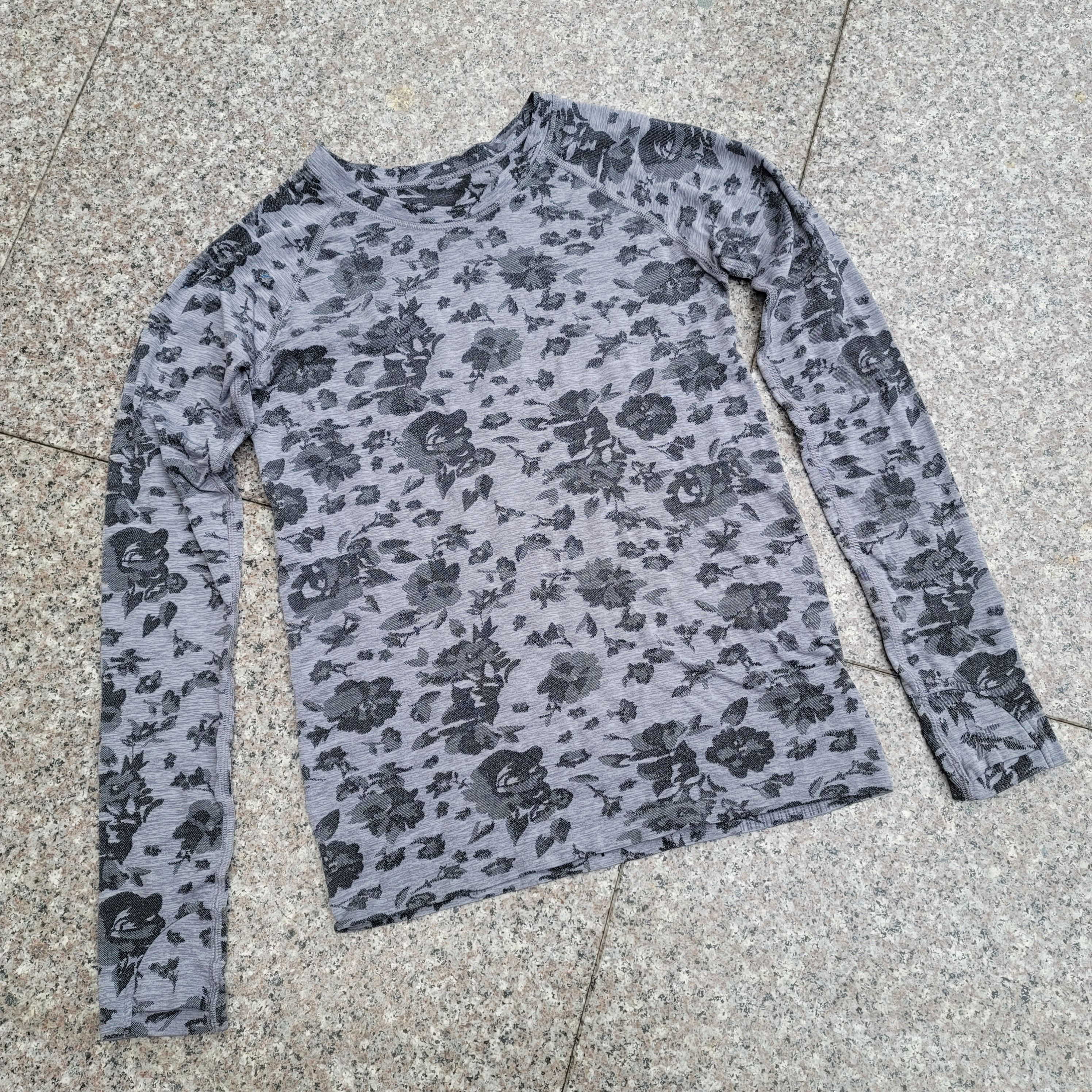 Athleta Athleta long sleeve top Size S / US 4 / IT 40 - 1 Thumbnail