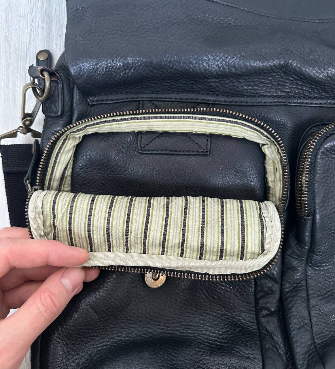 Leather Ted Baker 100% Genuine Leather Satchel Crossbody Work Bag Size ONE SIZE - 6 Thumbnail