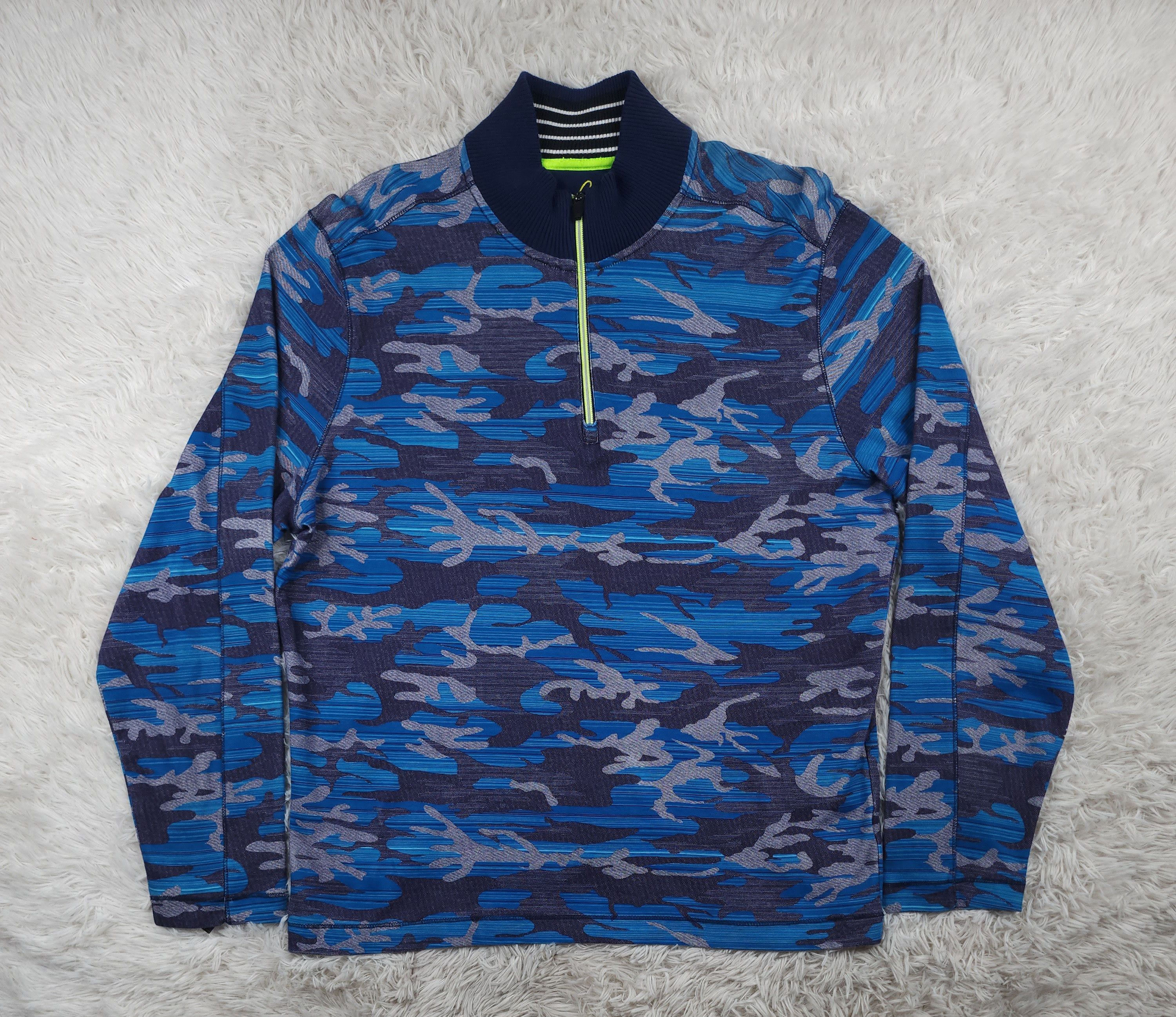 Robert Graham Robert Graham 1/4 zip blue cammo sport sweater Size US M / EU 48-50 / 2 - 1 Thumbnail