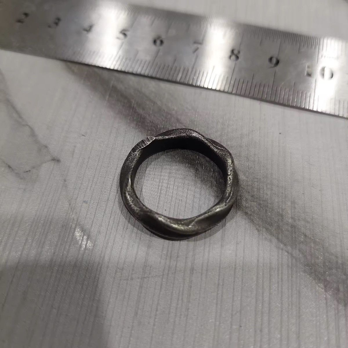 Jewelry × Vintage Stainless Steel Mobius Ring (size 7-11) Size ONE SIZE - 7 Thumbnail
