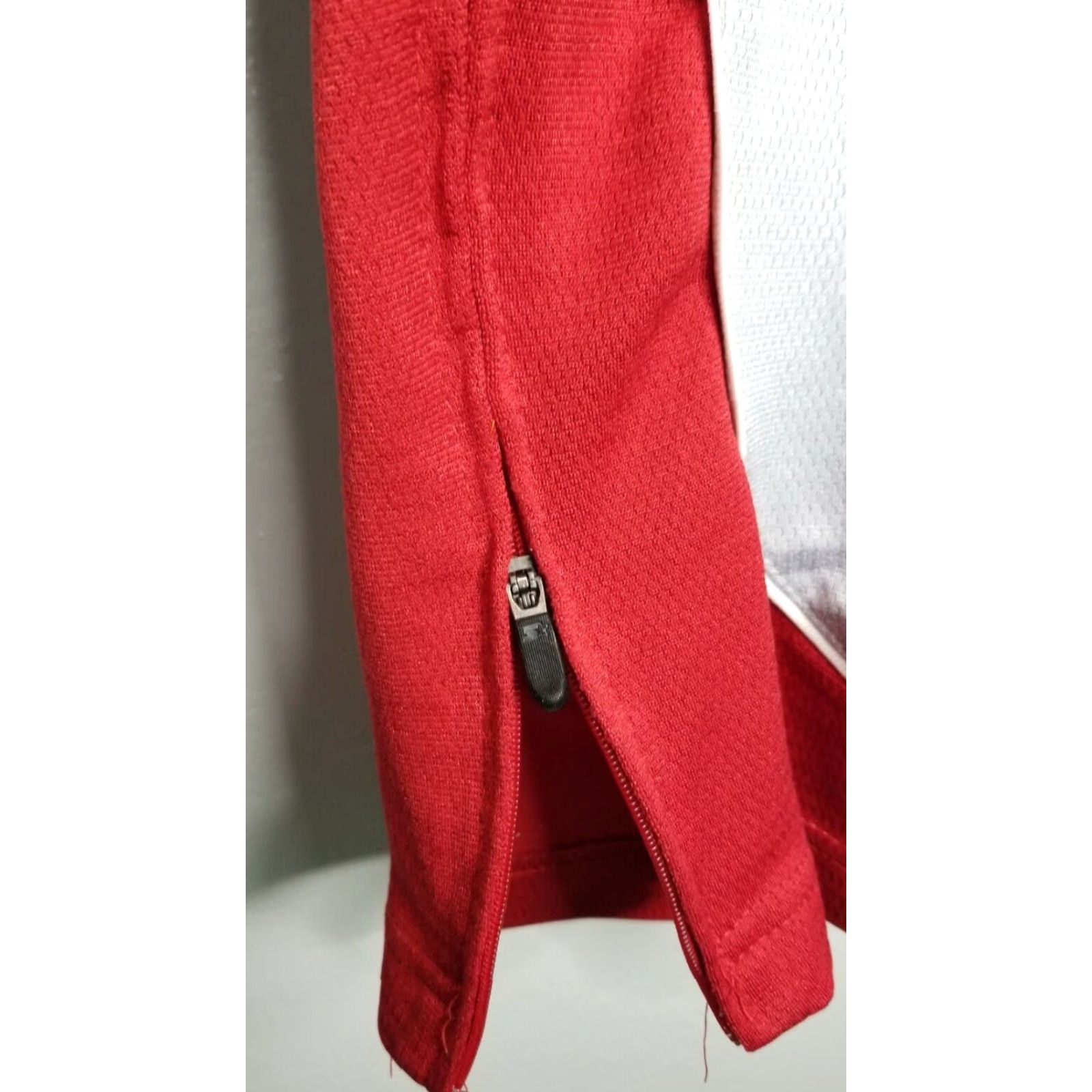 Starter Starter Basketball Sweatpants Mens M Red Striped 90s Metallic Silver Athletic Pants Size US 31 - 4 Thumbnail