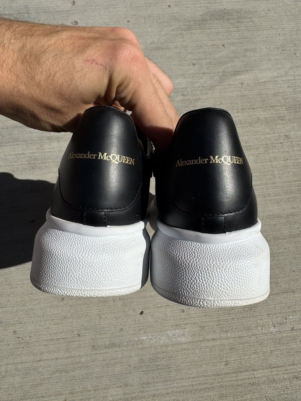 Alexander McQueen ALEXANDER MCQUEEN OVERSIZED SNEAKERS BLACK SIZE 6 M / 7.5 W Size US 6 / EU 39 - 4 Thumbnail