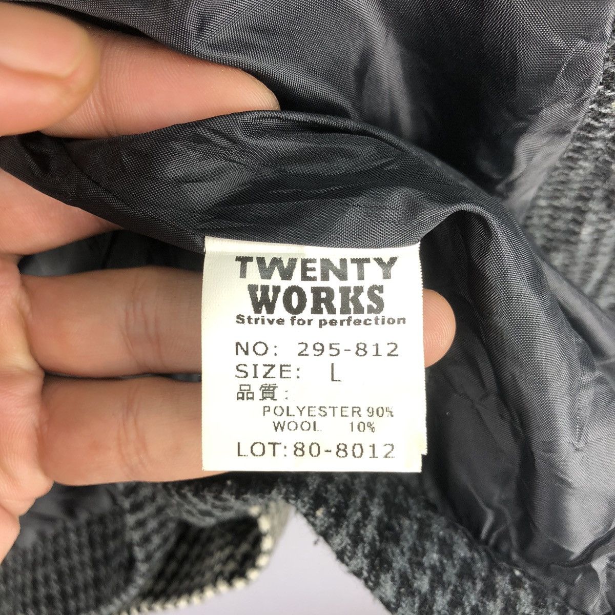 Japanese Brand Vintage 90’s Twenty Works Clasp Houndstooth Jacket Size US M / EU 48-50 / 2 - 17 Thumbnail