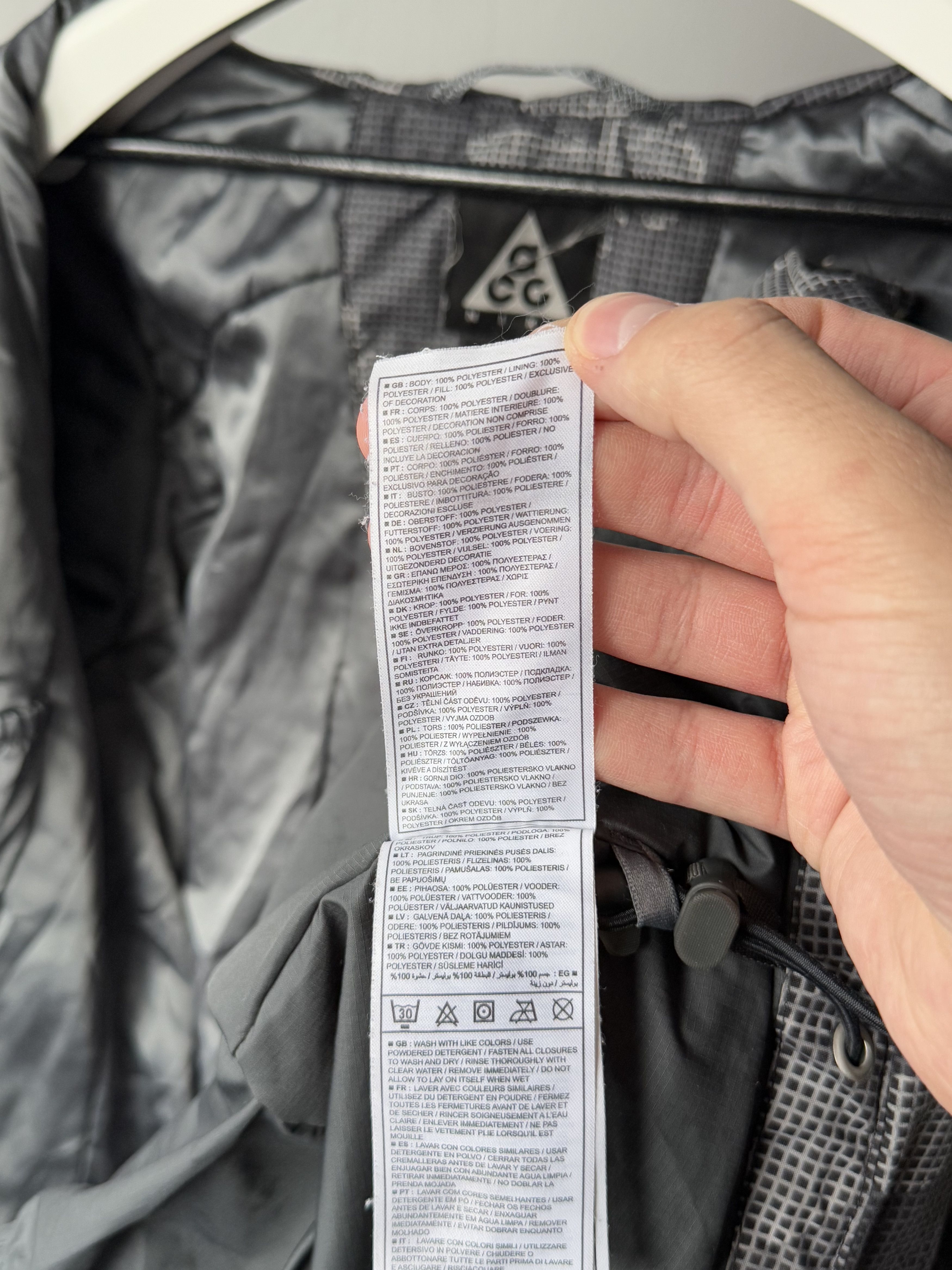 Nike ACG Women's Nike ACG Butterfly Insulated Mountain Ski Jacket Size M / US 6-8 / IT 42-44 - 18 Thumbnail