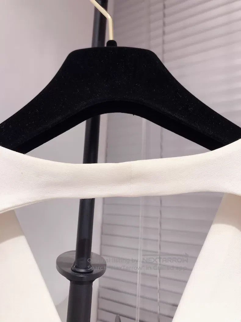 Givenchy Givenchy White Off-the-Shoulder Backless Vest Style T-Shir Size XS / US 0-2 / IT 36-38 - 5 Thumbnail