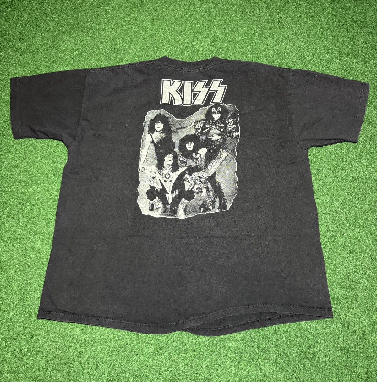 Band Tees Vintage 90s Boxy Kiss Concert Band XL RARE T Shirt Size US L / EU 52-54 / 3 - 3 Thumbnail