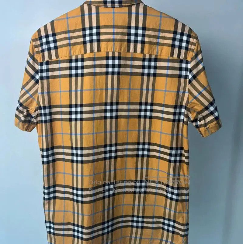 Burberry Burberry Khaki Short Sleeve Women's Shirt. Size S / US 4 / IT 40 - 2 Thumbnail