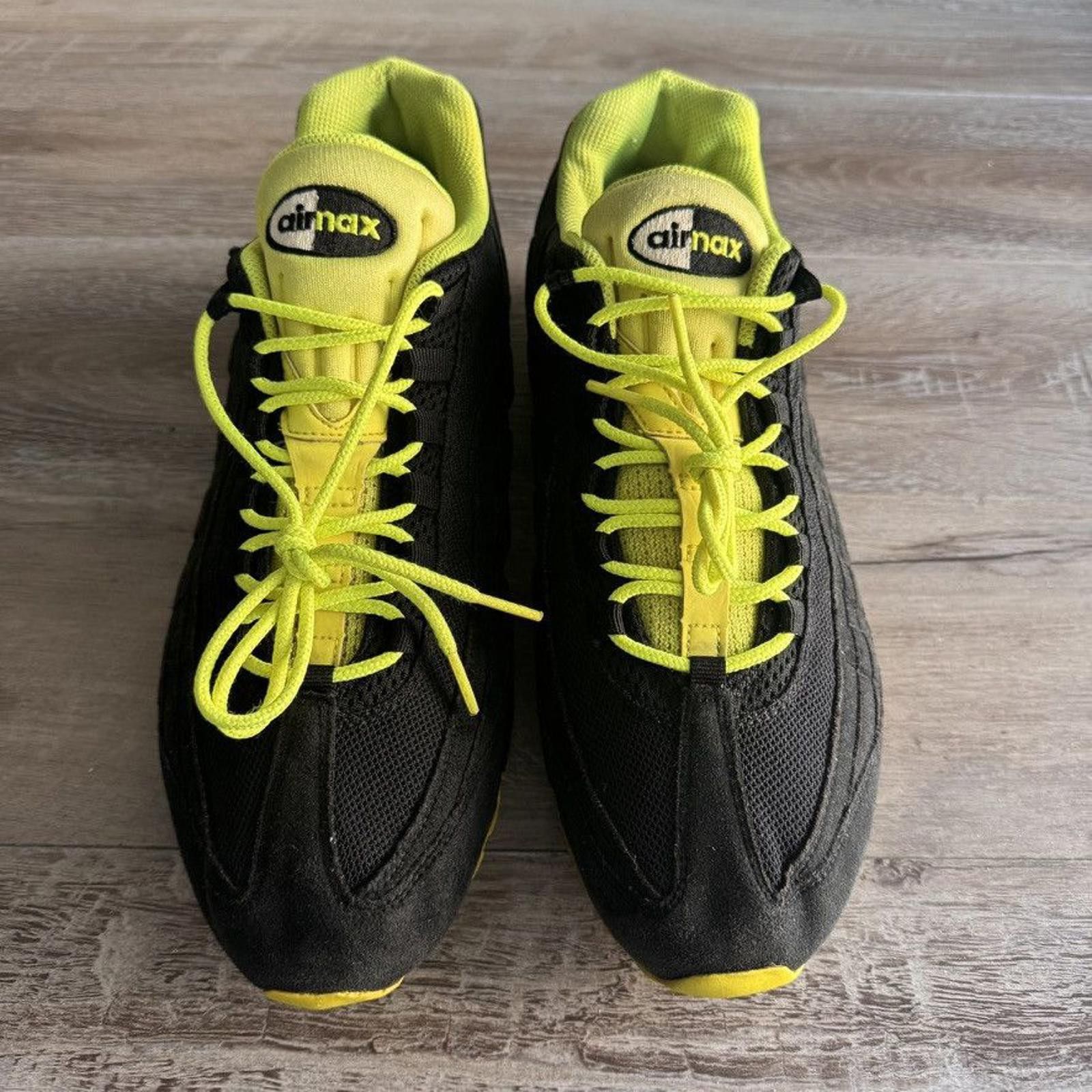 Nike NIKE • Air Max '95 "2012 Black Volt" (13M) Size US 13 / EU 46 - 7 Thumbnail