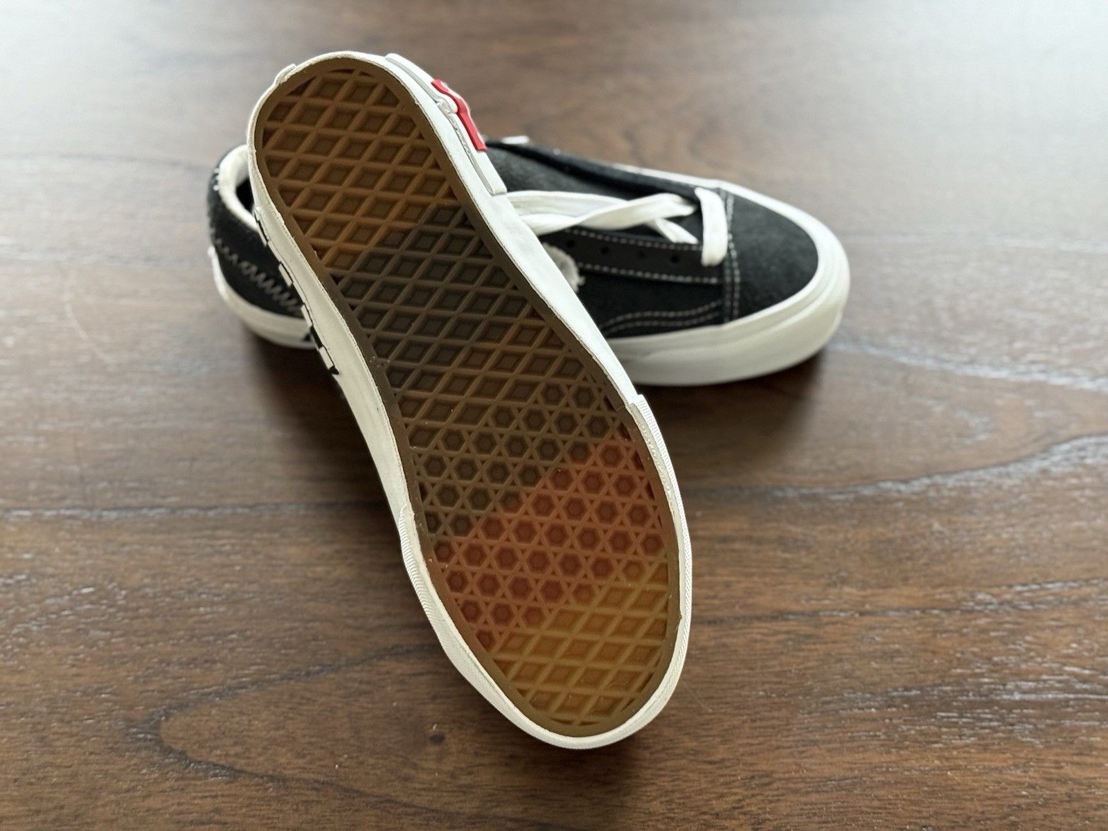 Vans Vans Vault Slip On Cap LX Black Deconstructured Size 7 Size US 7 / IT 37 - 4 Thumbnail