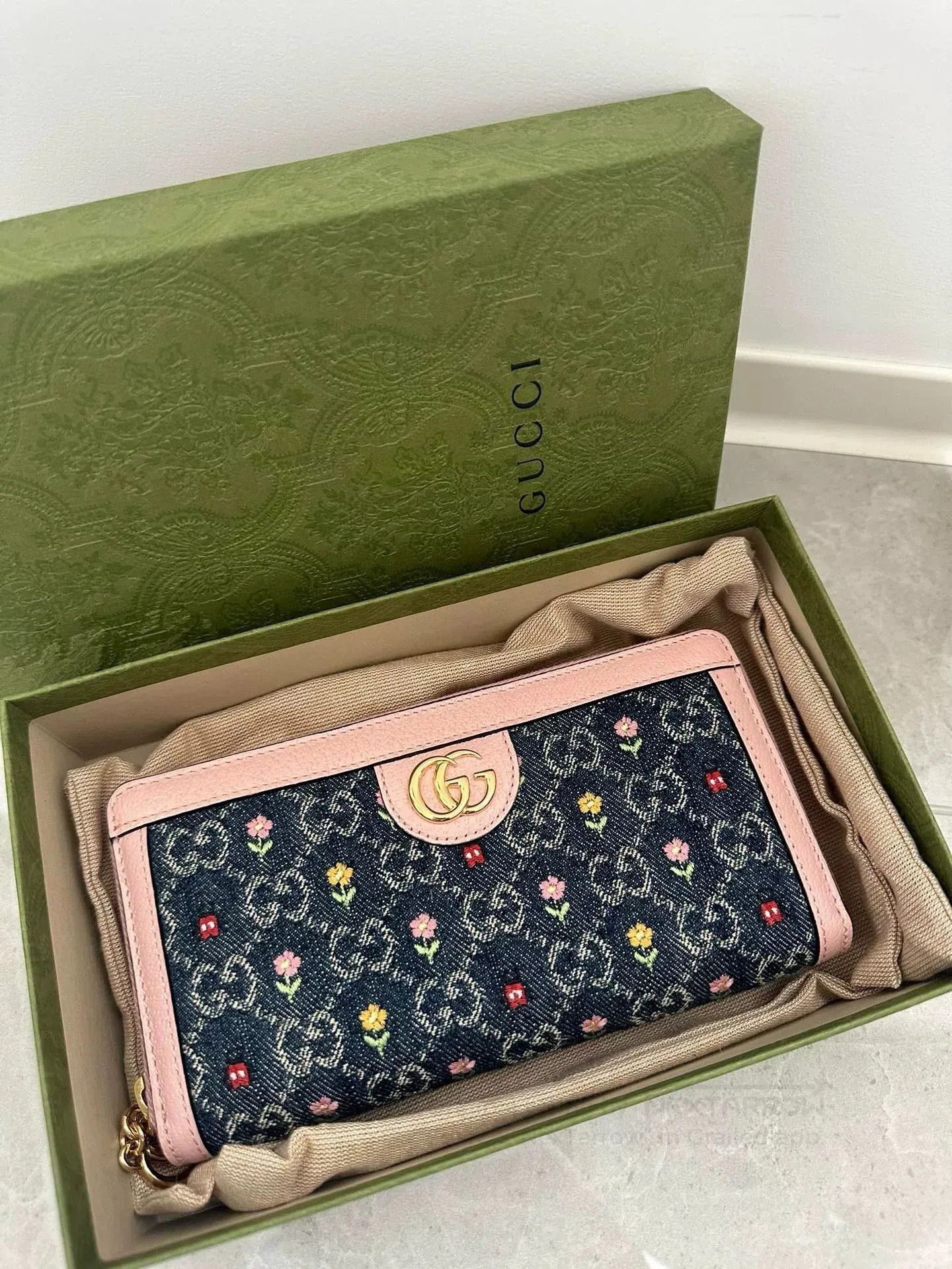 Gucci Gucci Leather Denim Long Wallet Clutch. Size ONE SIZE - 2 Thumbnail