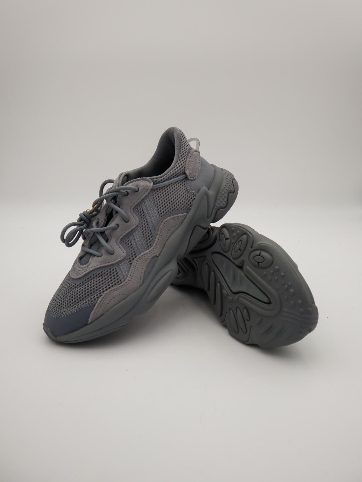 Adidas adidas Ozweego – GW4671 – Brand New in Box Size US 8 / EU 41 - 3 Thumbnail