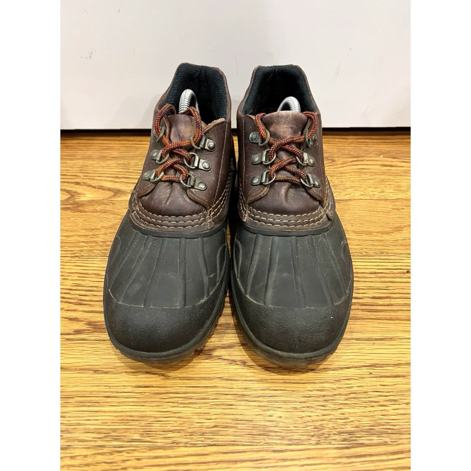 Vintage VINTAGE LL Bean Lace Duck Boots Men 8 M Brown Waterproof Snow Boot Leather Rubber Winter Fall Spring Hunting USA Nature Logo Lace Duck Boots Mens Size US 8 / EU 41 - 2 Thumbnail
