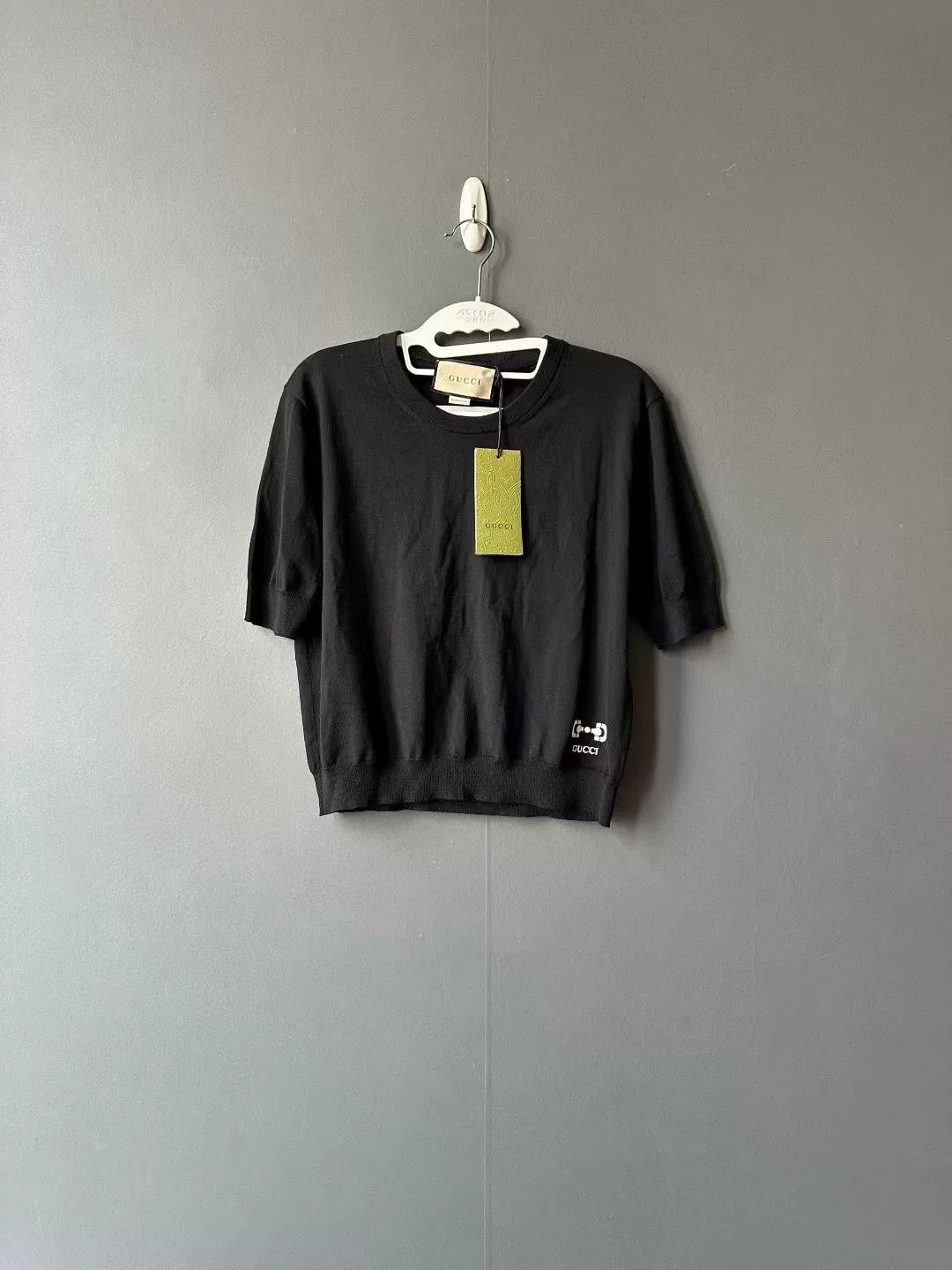 Gucci gucci black short sleeve knit sweater Size US L / EU 52-54 / 3 - 1 Thumbnail