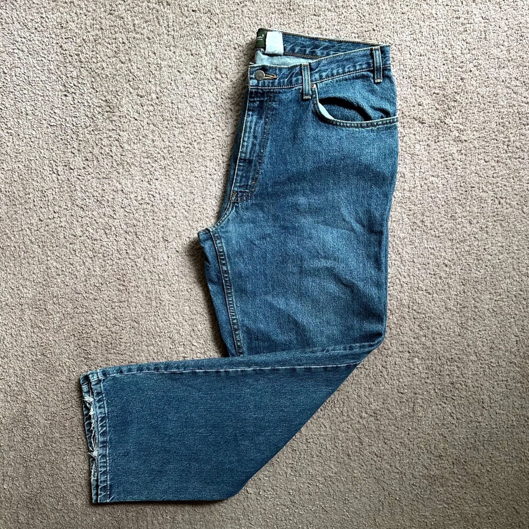 Eddie Bauer Eddie Bauer Mens Jeans 38x30 Straight Leg Mid Rise Blue Medium Wash Denim Size US 38 / EU 54 - 2 Thumbnail