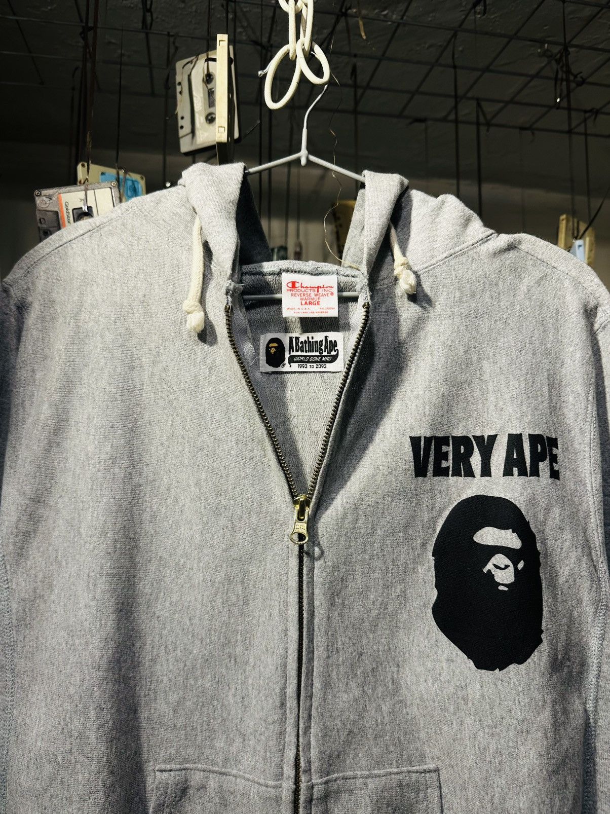 Bape × Champion Very Ape x Champion zip up Size US L / EU 52-54 / 3 - 3 Thumbnail