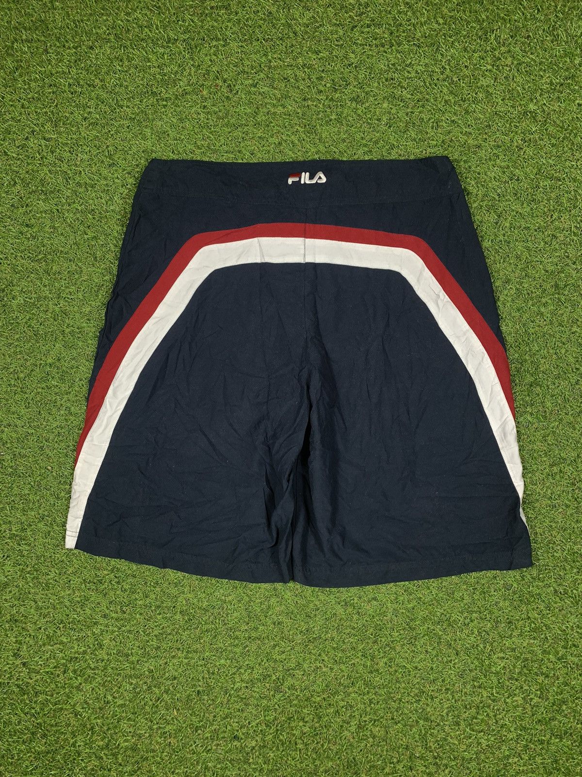 Fila Vintage 90s Fila shorts streetwear y2k style size L Size US 34 / EU 50 - 2 Thumbnail