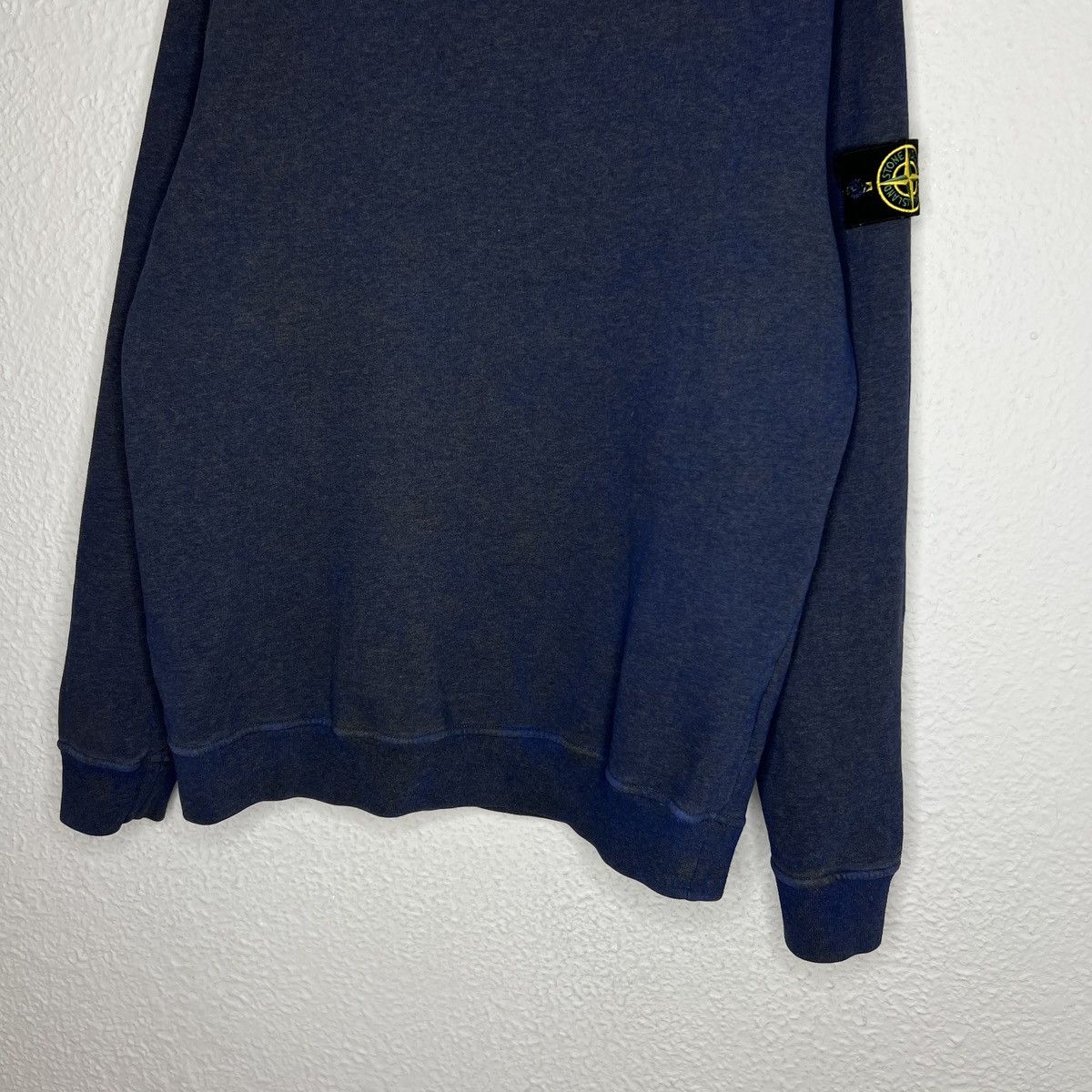 Stone Island Stone Island Sweatshirt Crewneck Navy Dye Badge Patch Size US XL / EU 56 / 4 - 2 Thumbnail