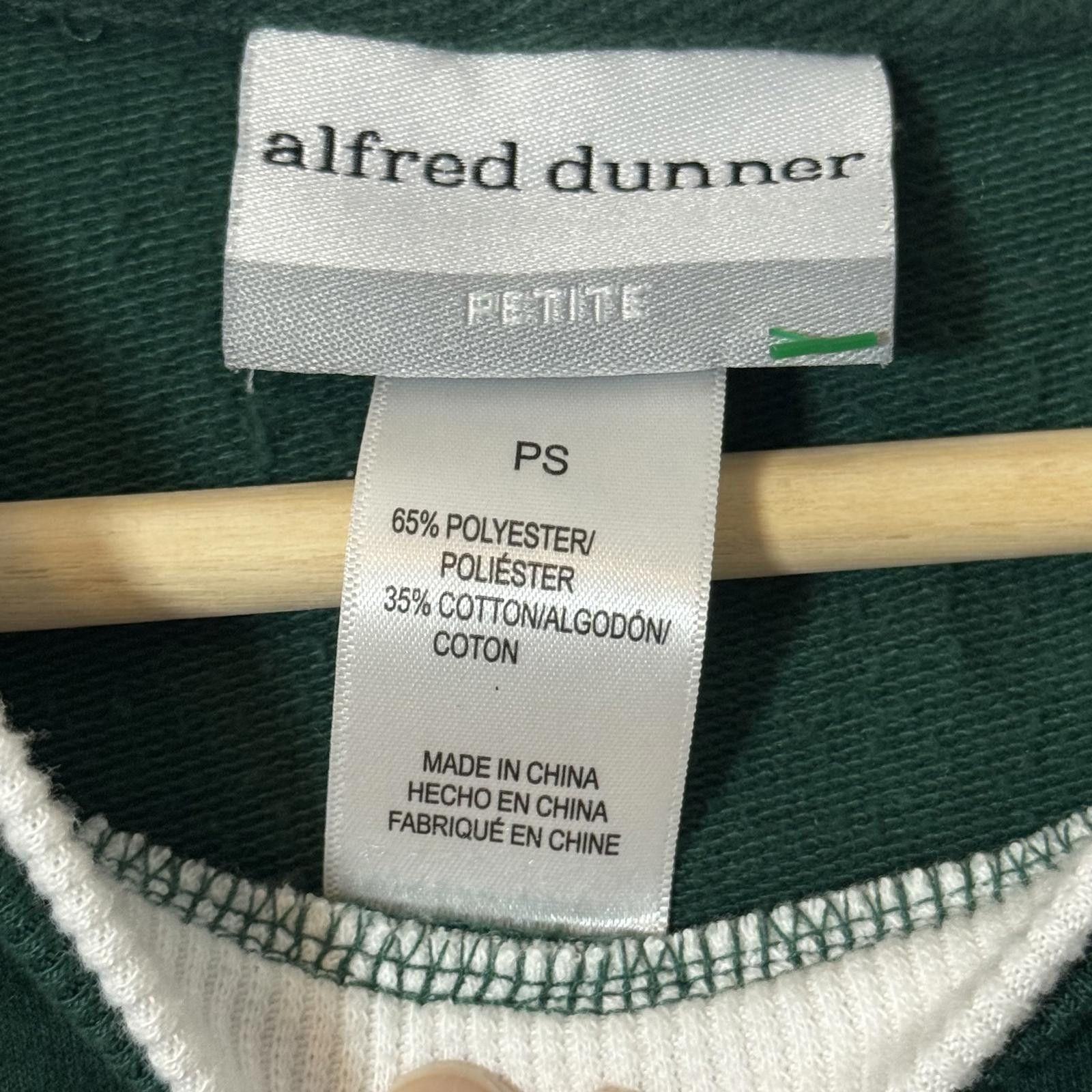 Other Alfred Dunner PS Green Sweatshirt -Embroidered 'Give Thanks' Size S / US 4 / IT 40 - 3 Thumbnail