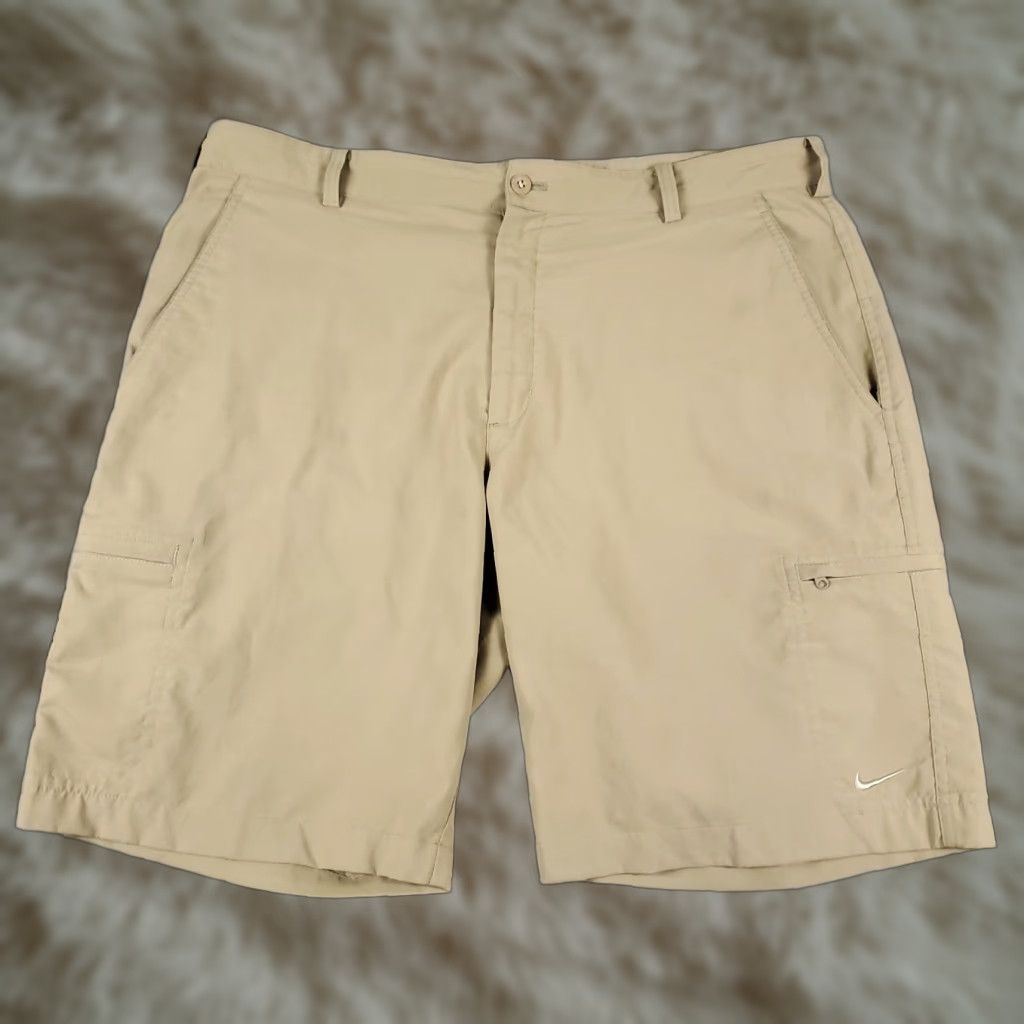 Nike Nike Shorts Men Chino Size US 36 / EU 52 - 1 Thumbnail