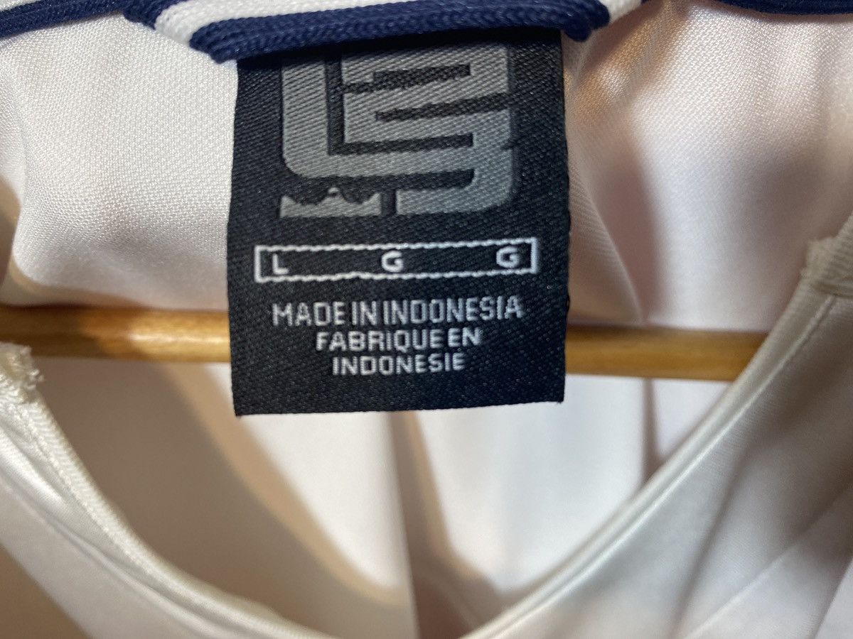 Nike Nike LeBron Vintage Y2K Jersey XL White Navy Streetwear Size US XL / EU 56 / 4 - 7 Thumbnail