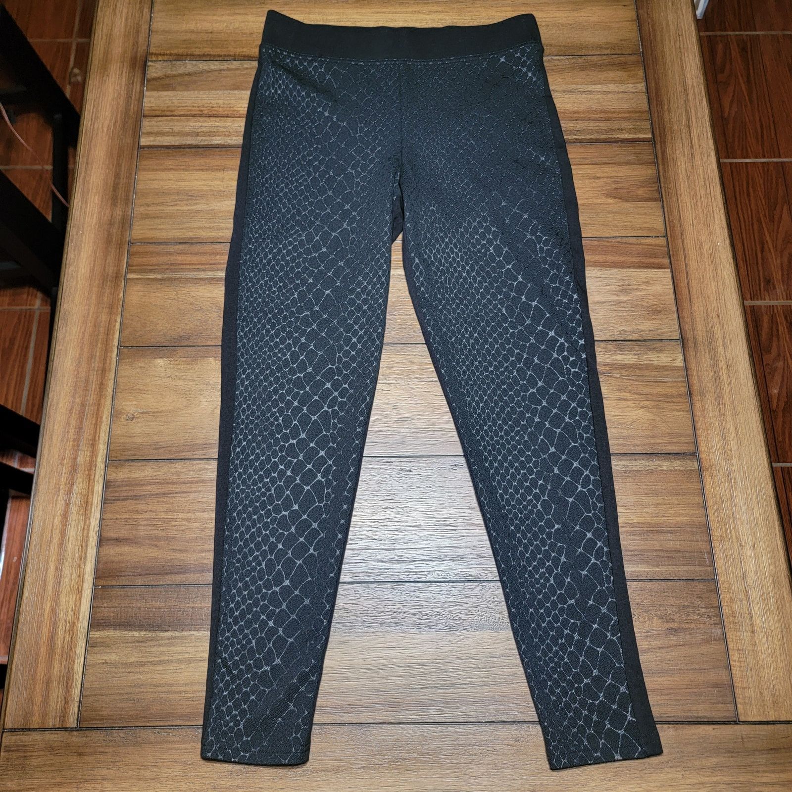 Vera Wang Vera Wang Simply Vera Leggings w/ Snakeskin Print - Large Size 30" / US 8 / IT 44 - 1 Thumbnail
