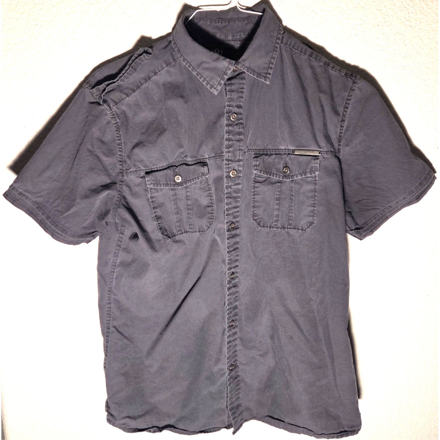 Rock & Republic Rock & Republic Grey Short Sleeve Button-Up Shirt Size US M / EU 48-50 / 2 - 1 Thumbnail