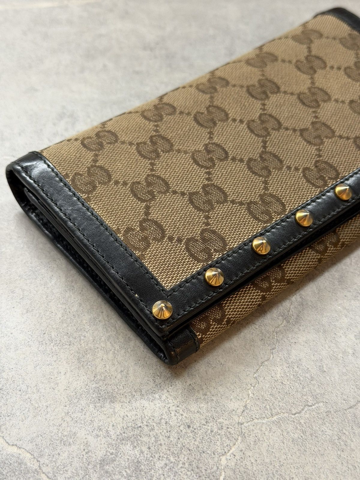 Gucci GUCCI Tom Ford FW2003 Studded Monogram Flap Wallet Vintage Size ONE SIZE - 6 Thumbnail