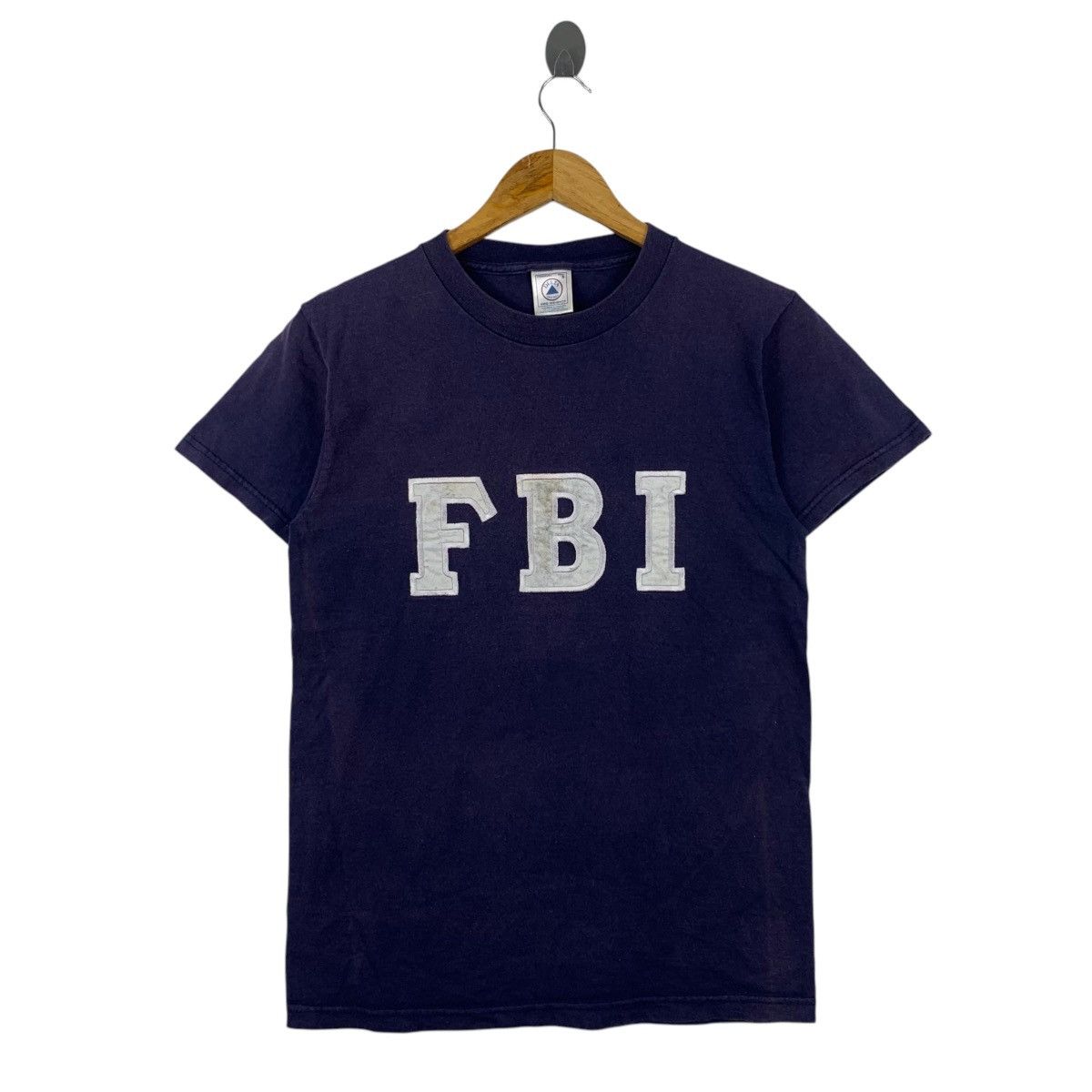 Vintage Vintage 90 FBI Embroidered Design Blue Short Sleeve Shirt Size US S / EU 44-46 / 1 - 1 Thumbnail