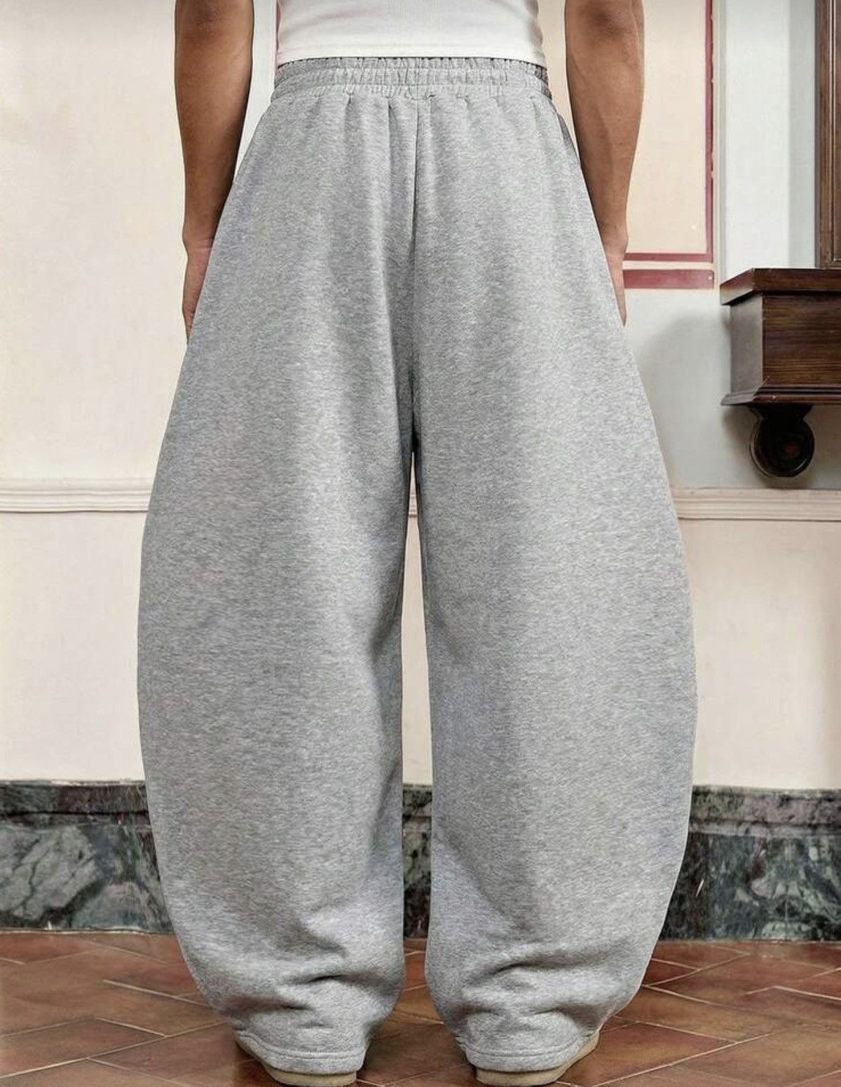VIBE Hip Hop Elastic Waist Baggy Sweatpants Size US 32 / EU 48 - 2 Thumbnail