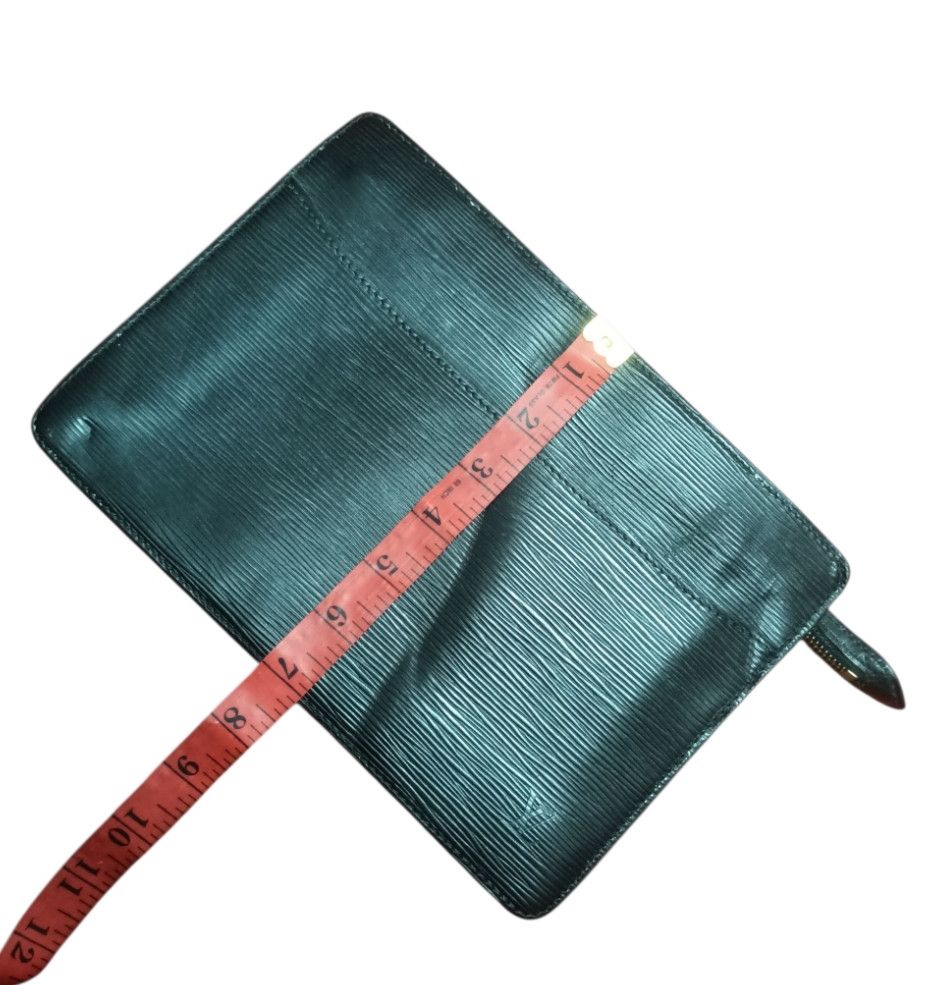Louis Vuitton LOUIS VUITTON EPI POCHETTE CLUTCH BAG Size ONE SIZE - 8 Thumbnail