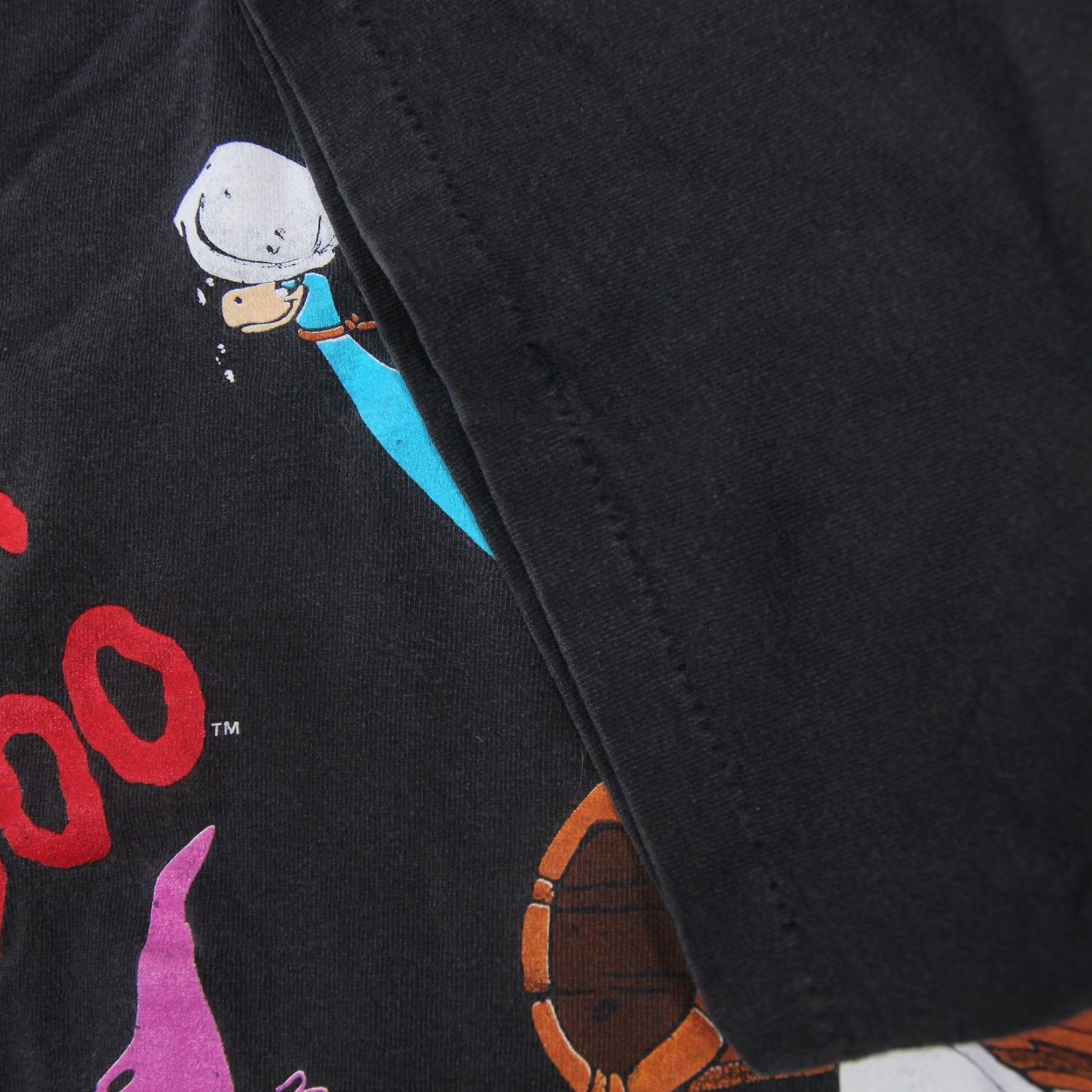 Vintage VINTAGE Flint Stones Mens XL T-Shirt Black Cartoon Allover Graphic 1994 Size US XL / EU 56 / 4 - 6 Thumbnail